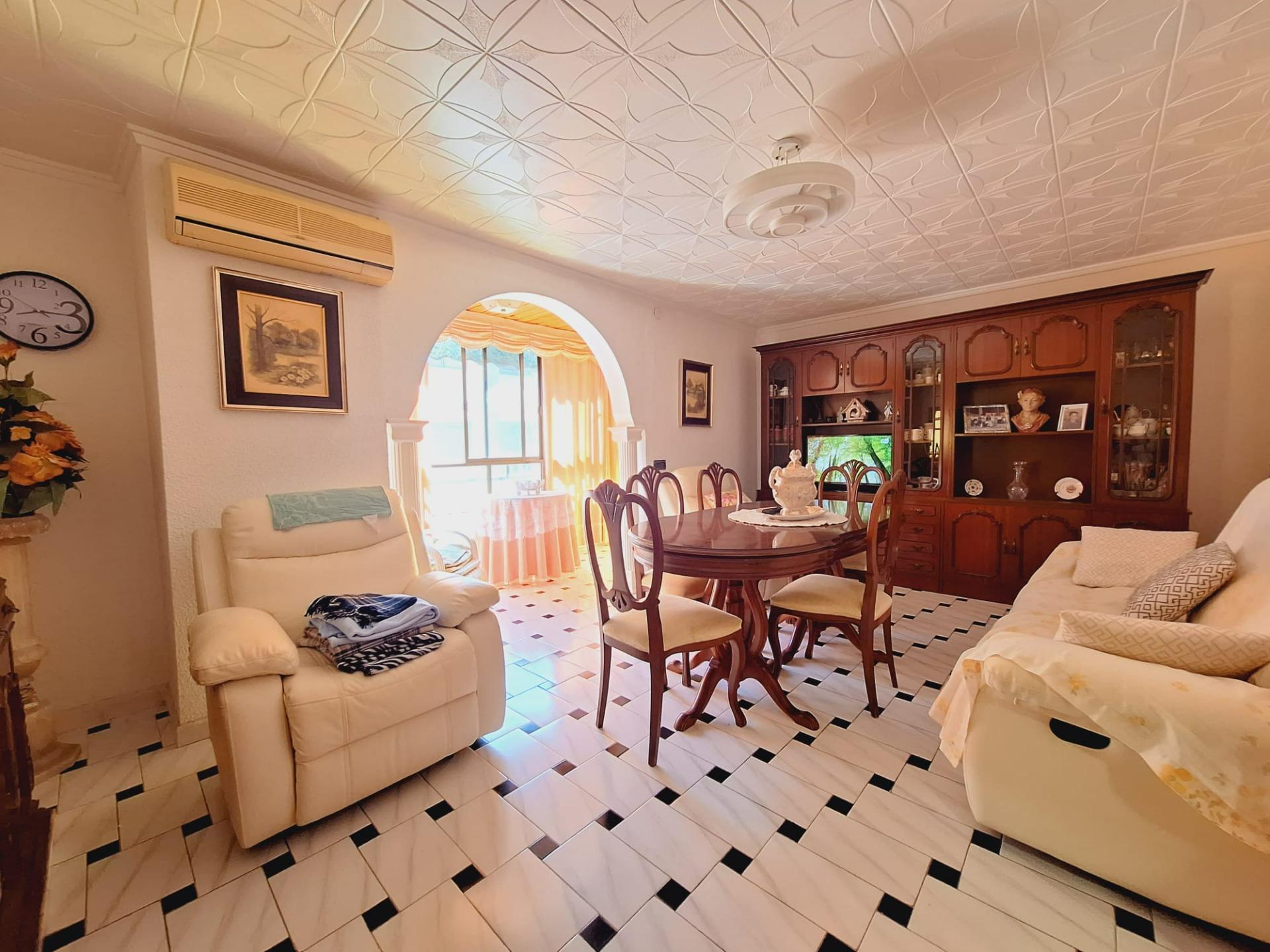 For sale - 3 Bedroom 1 Bathroom Apartment in Torrevieja - Acequion  - Alicante