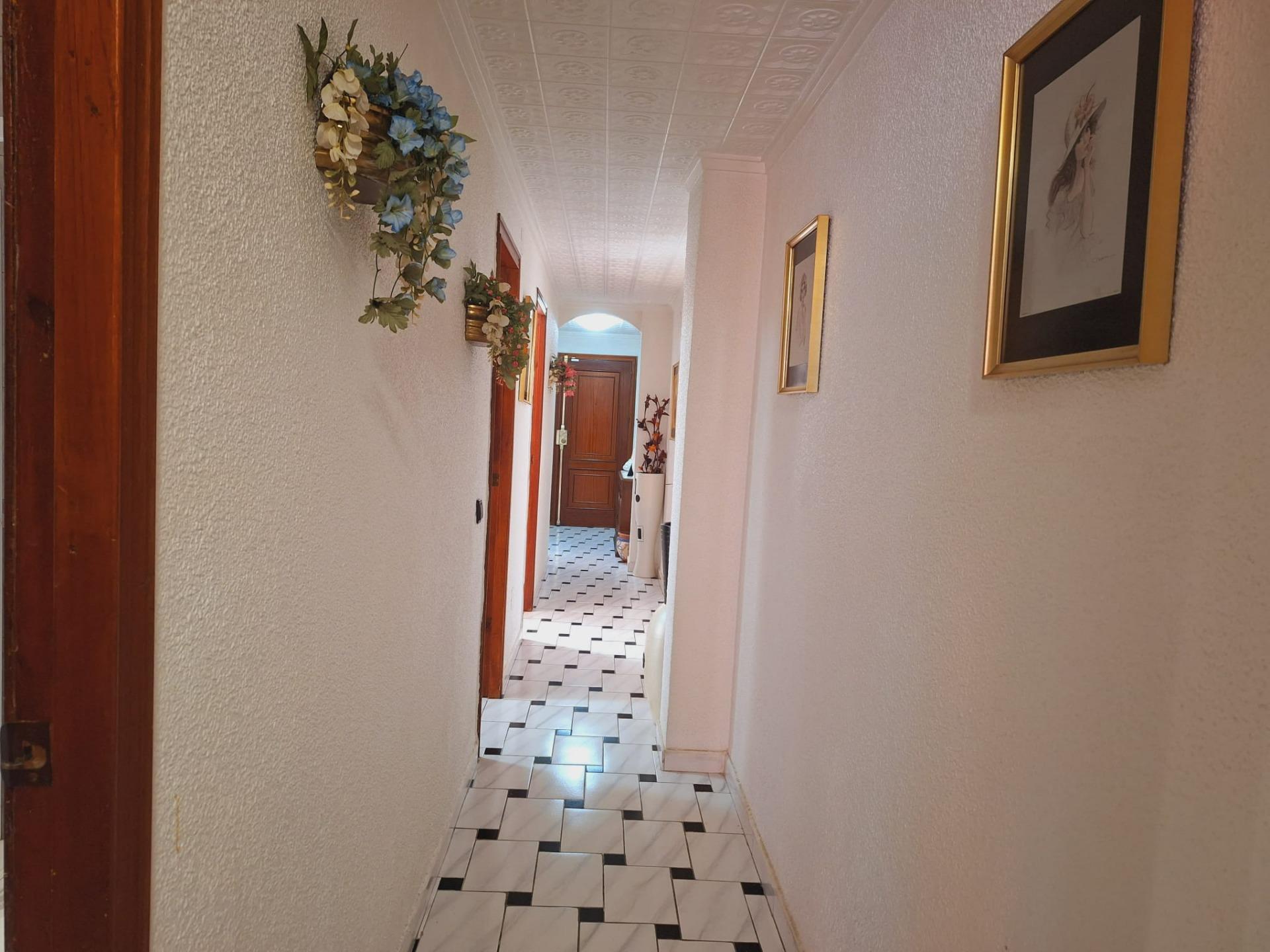 For sale - 3 Bedroom 1 Bathroom Apartment in Torrevieja - Acequion  - Alicante