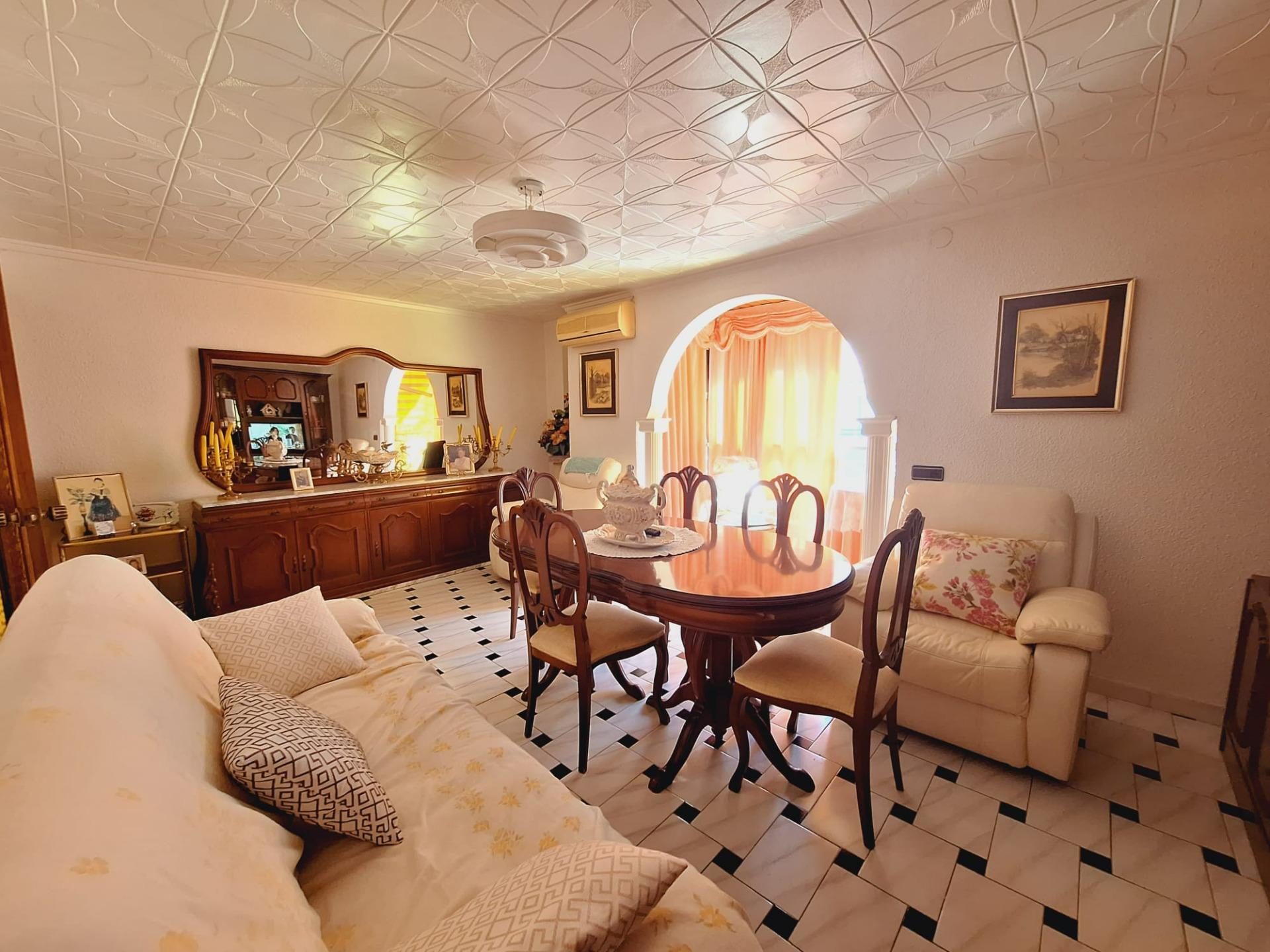 For sale - 3 Bedroom 1 Bathroom Apartment in Torrevieja - Acequion  - Alicante
