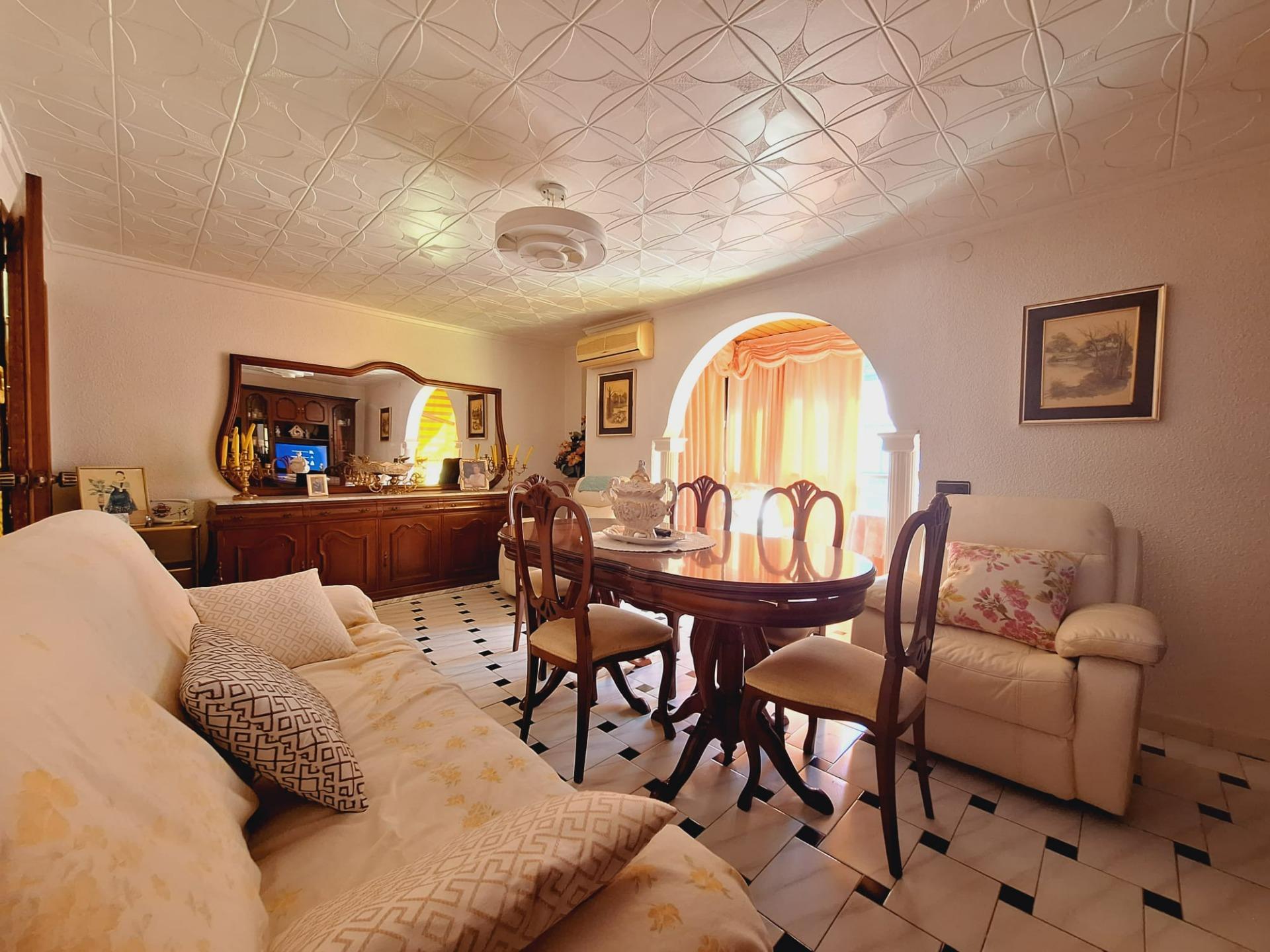 For sale - 3 Bedroom 1 Bathroom Apartment in Torrevieja - Acequion  - Alicante