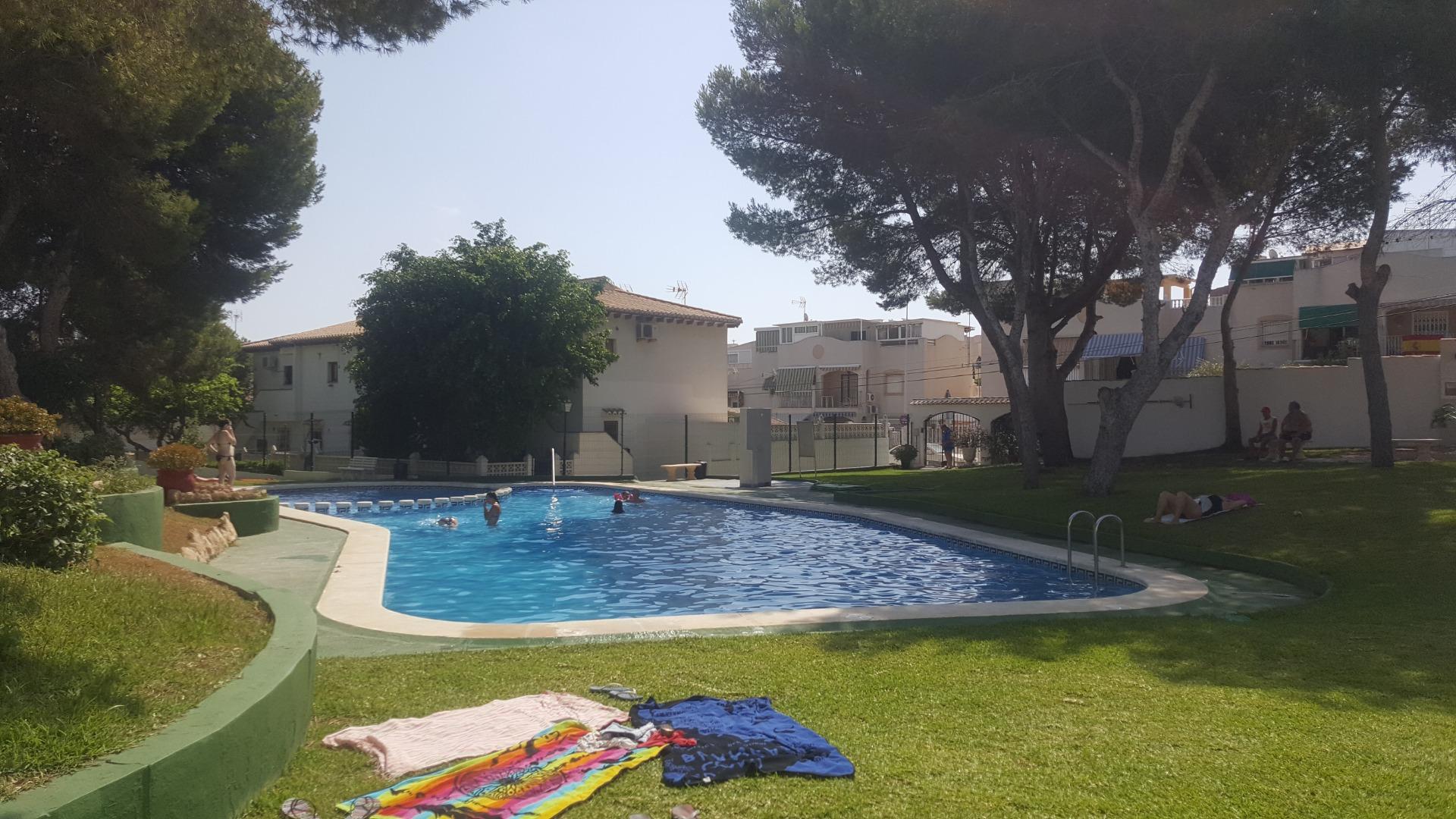 For sale - 2 Bedroom 1 Bathroom Bungalow in Torrevieja - Lago Jardin  - Alicante