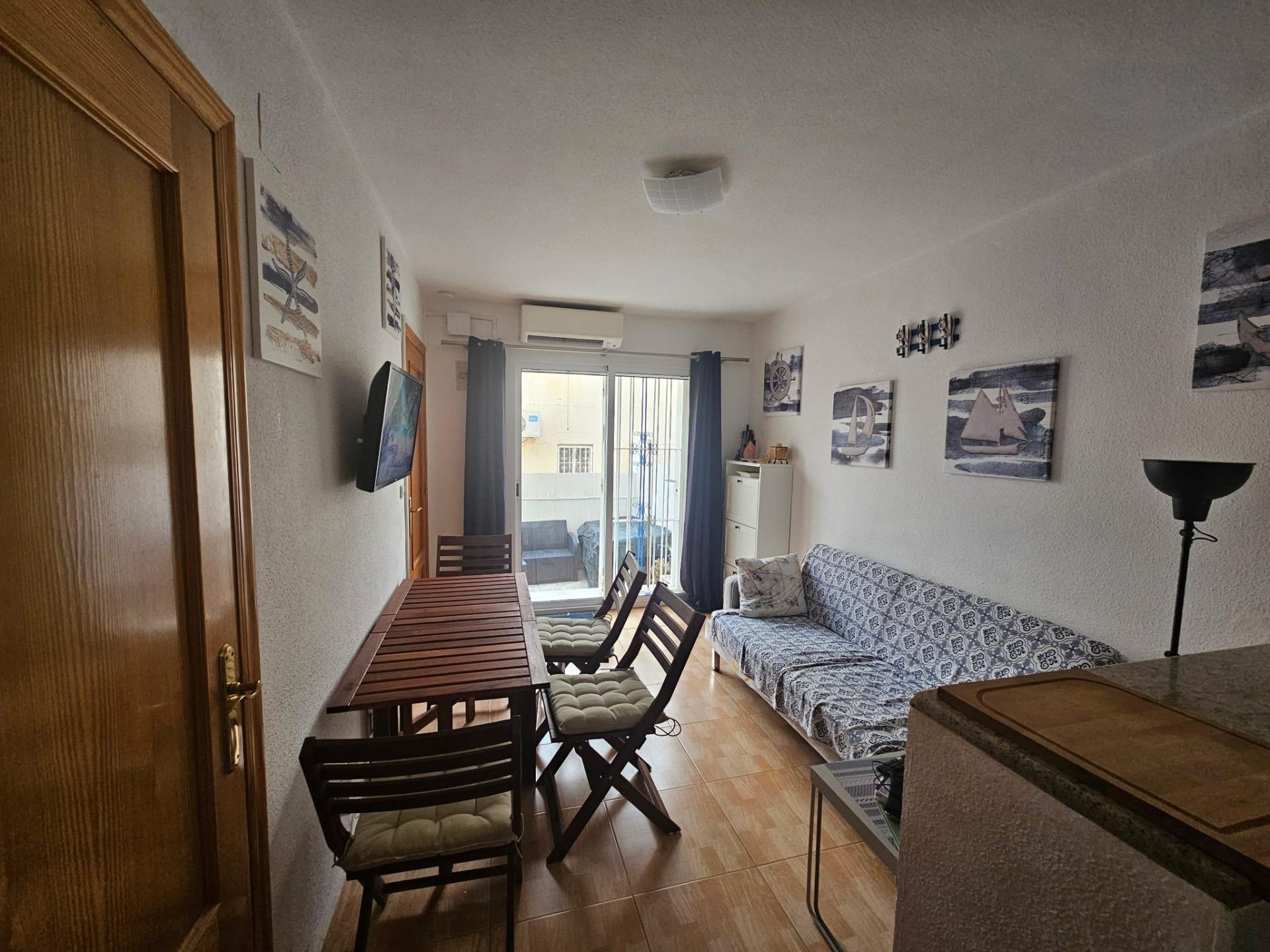 For sale - 2 Bedroom 1 Bathroom Bungalow in Torrevieja - Lago Jardin  - Alicante