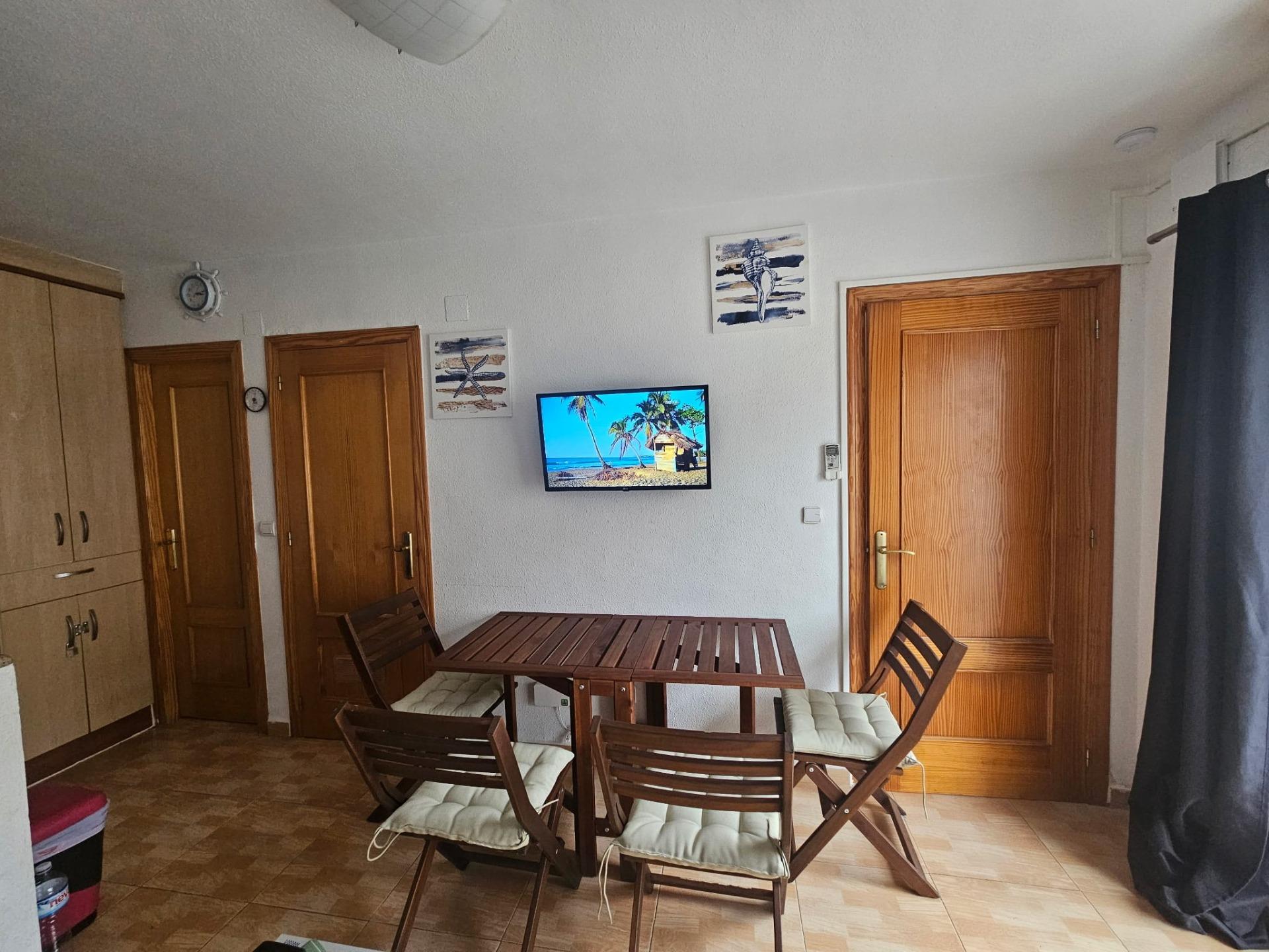 For sale - 2 Bedroom 1 Bathroom Bungalow in Torrevieja - Lago Jardin  - Alicante