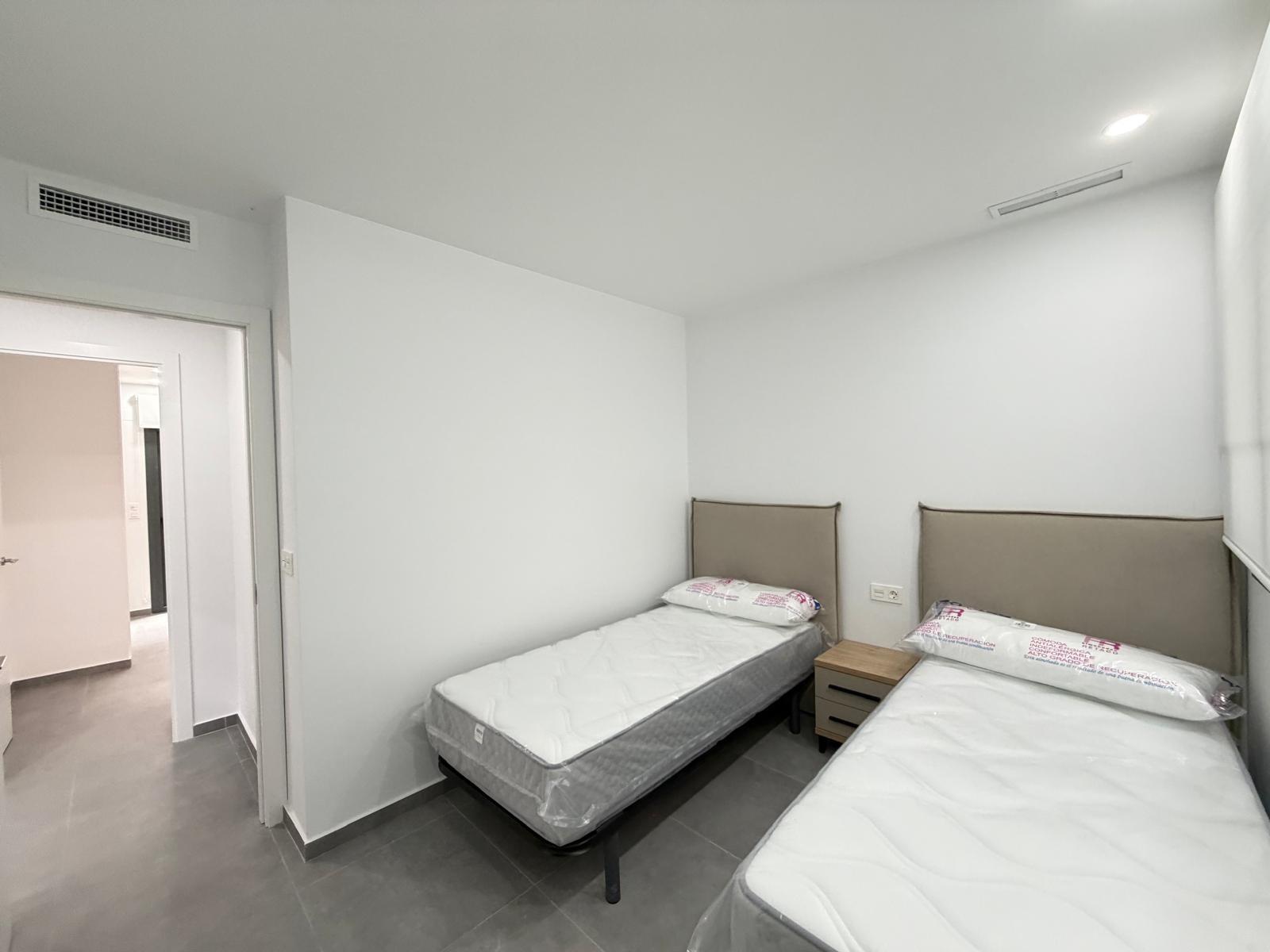 For sale - 3 Bedroom 2 Bathroom Apartment in Torrevieja - Estacion De Autobuses  - Alicante