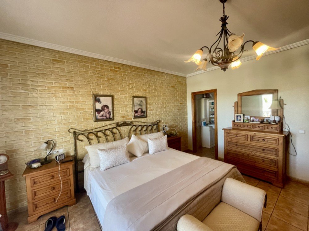 Sold - 4 Bedroom 3 Bathroom Villa in Ciudad Quesada - Costa Blanca  - Alicante