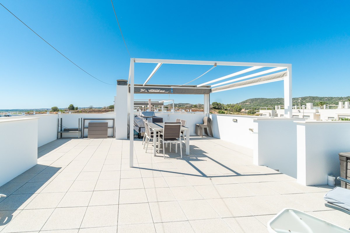 For sale - 2 Bedroom 2 Bathroom Bungalow in Vistabella Golf Entre Naranjos - Inland  - Alicante