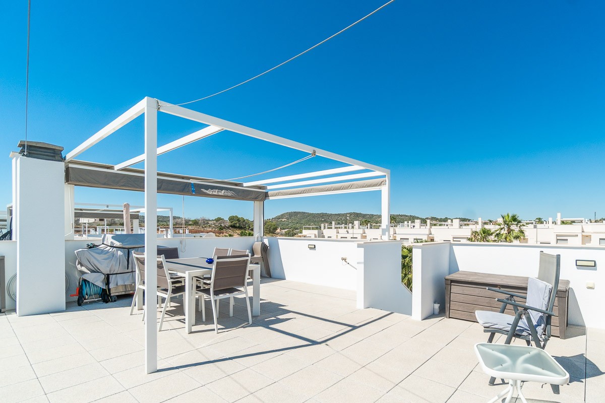 For sale - 2 Bedroom 2 Bathroom Bungalow in Vistabella Golf Entre Naranjos - Inland  - Alicante