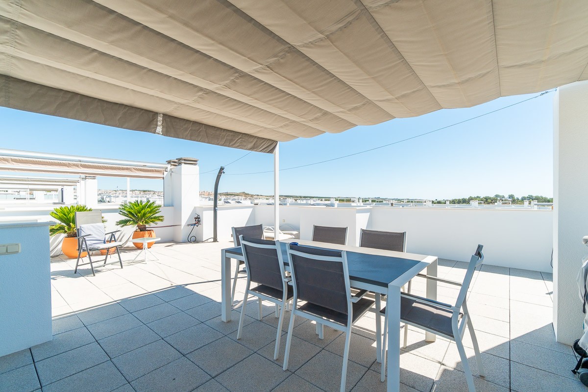 For sale - 2 Bedroom 2 Bathroom Bungalow in Vistabella Golf Entre Naranjos - Inland  - Alicante