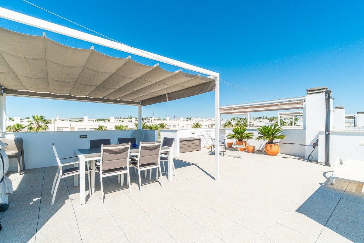 For sale - 2 Bedroom 2 Bathroom Bungalow in Vistabella Golf Entre Naranjos - Inland  - Alicante