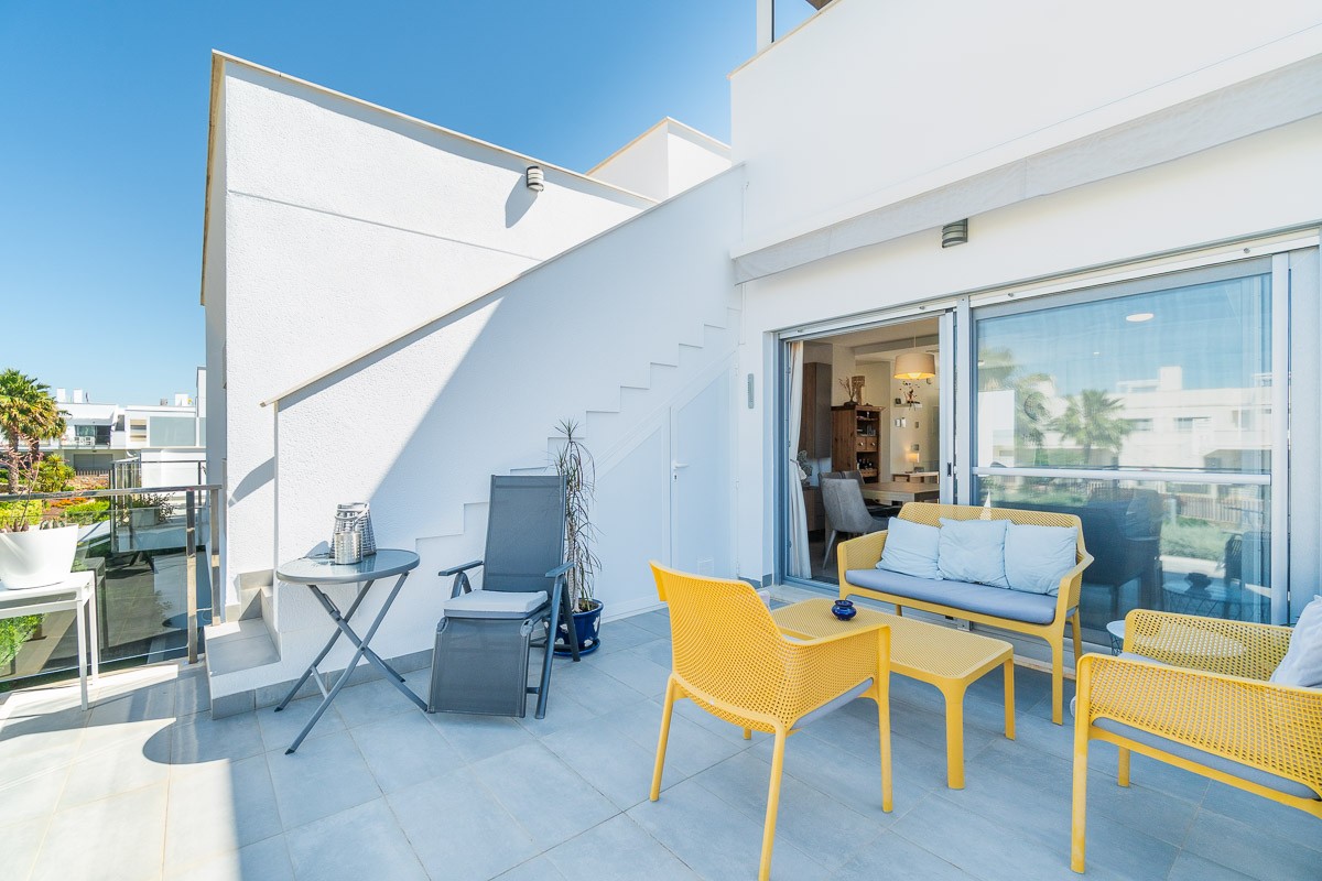 For sale - 2 Bedroom 2 Bathroom Bungalow in Vistabella Golf Entre Naranjos - Inland  - Alicante