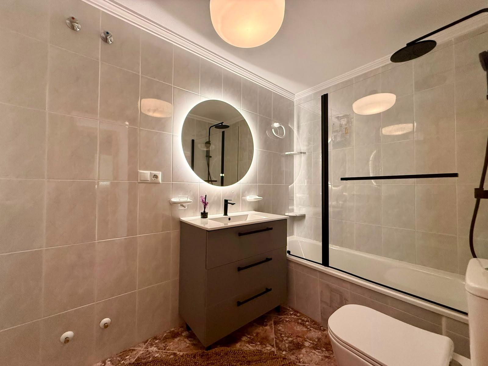 For sale - 2 Bedroom 2 Bathroom Apartment in Torrevieja - Playa Del Cura  - Alicante