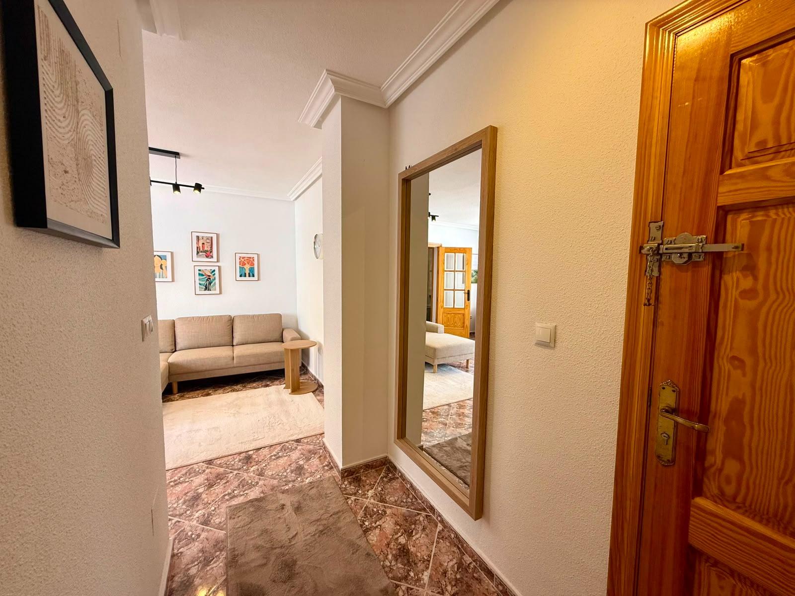 For sale - 2 Bedroom 2 Bathroom Apartment in Torrevieja - Playa Del Cura  - Alicante