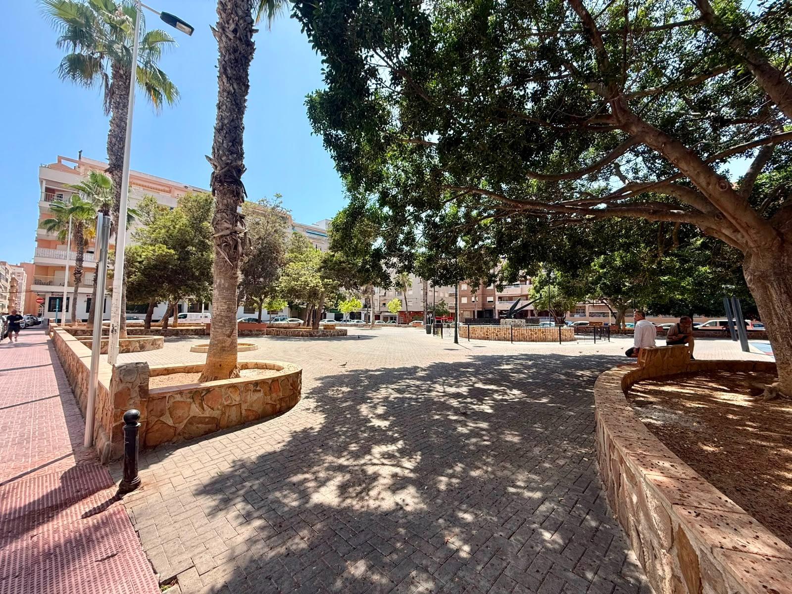 For sale - 2 Bedroom 2 Bathroom Apartment in Torrevieja - Playa Del Cura  - Alicante