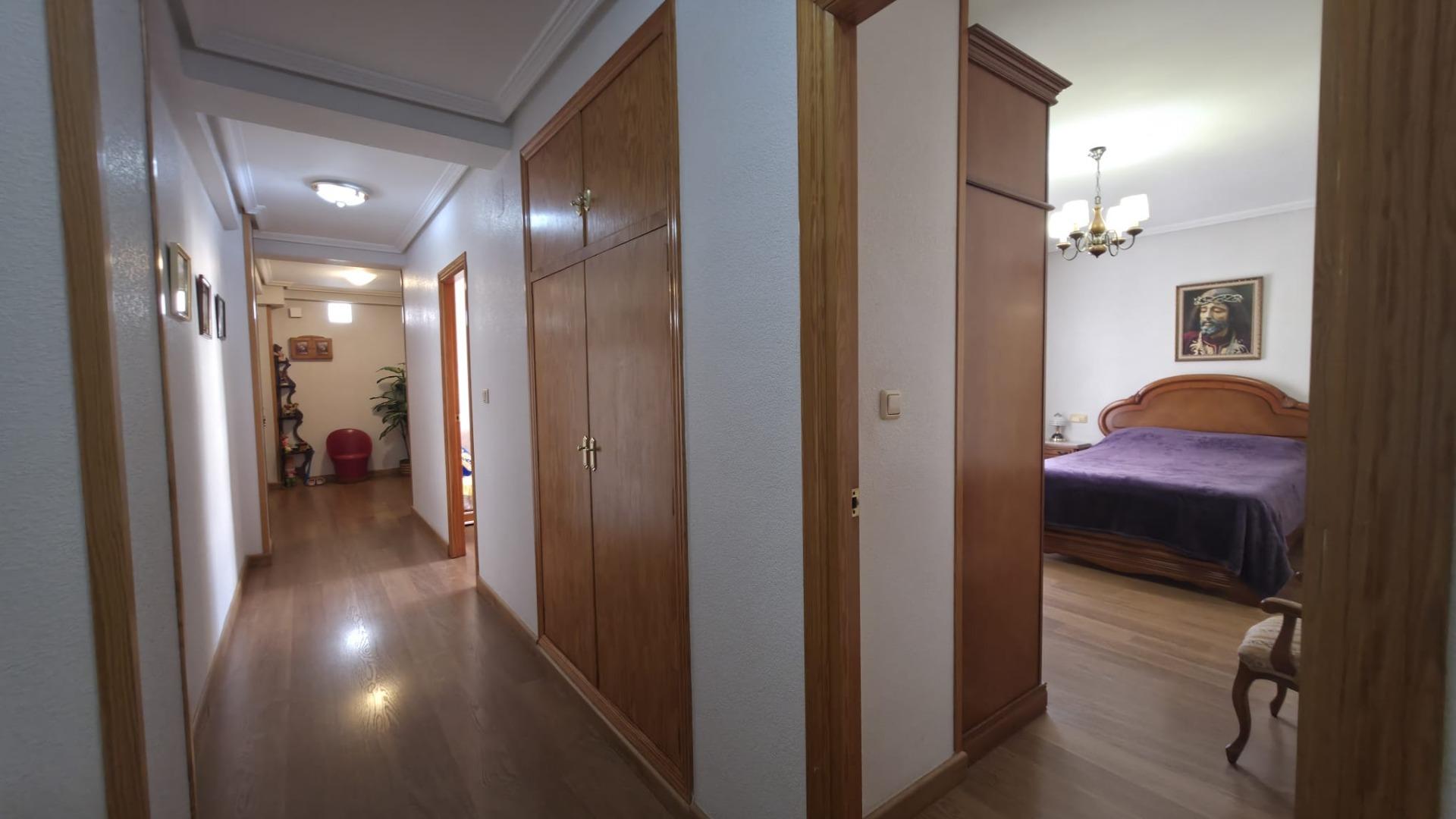 For sale - 3 Bedroom 2 Bathroom Apartment in Torrevieja - Acequion  - Alicante