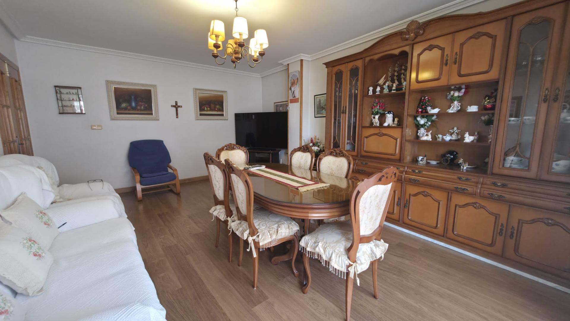 For sale - 3 Bedroom 2 Bathroom Apartment in Torrevieja - Acequion  - Alicante