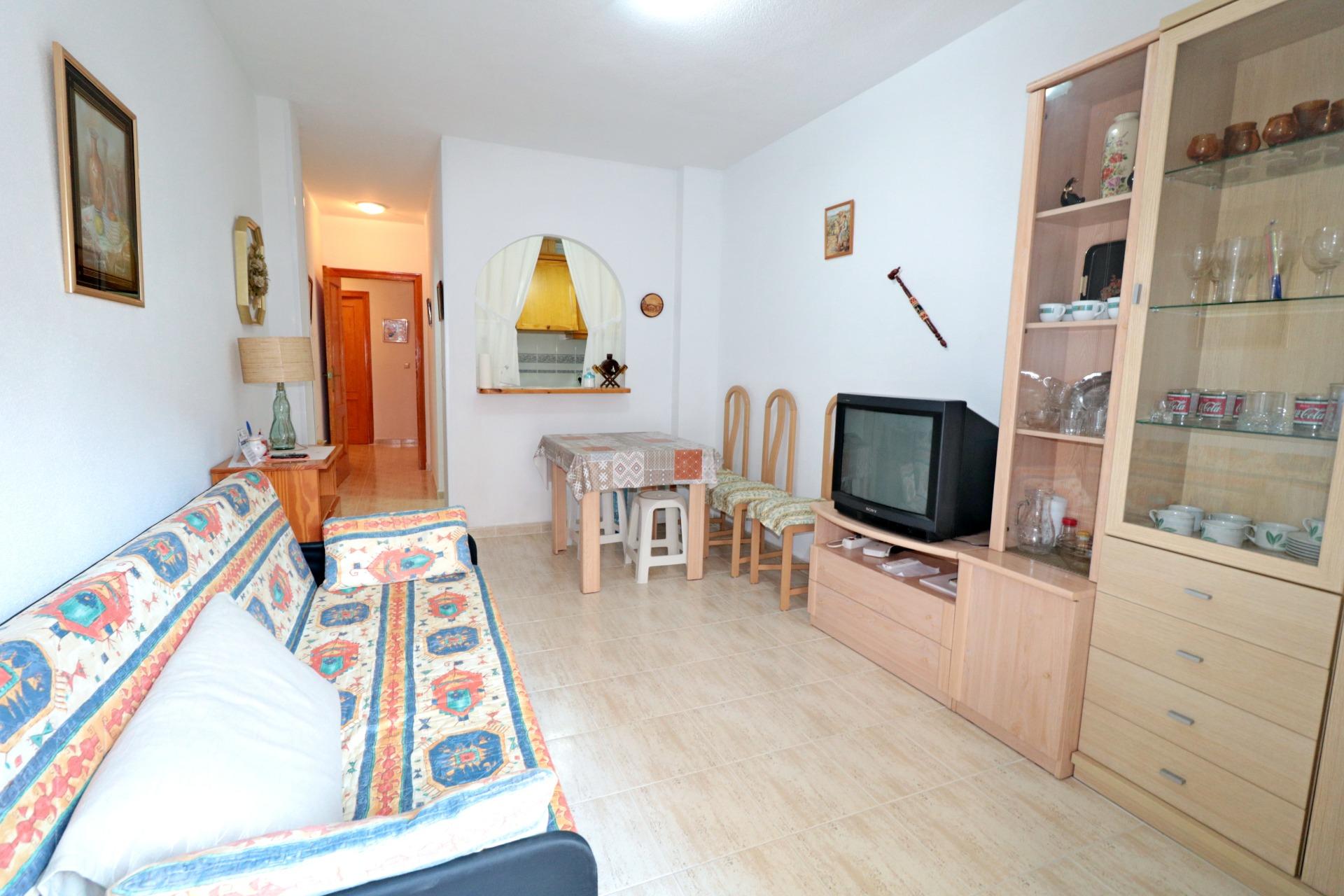 For sale - 2 Bedroom 1 Bathroom Apartment in Torrevieja - Acequion  - Alicante