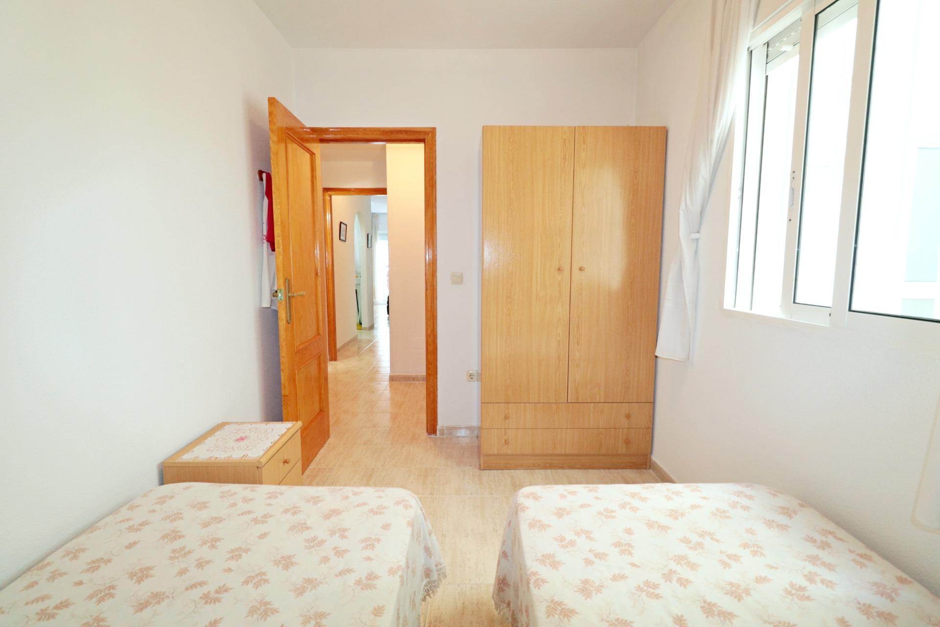 For sale - 2 Bedroom 1 Bathroom Apartment in Torrevieja - Acequion  - Alicante