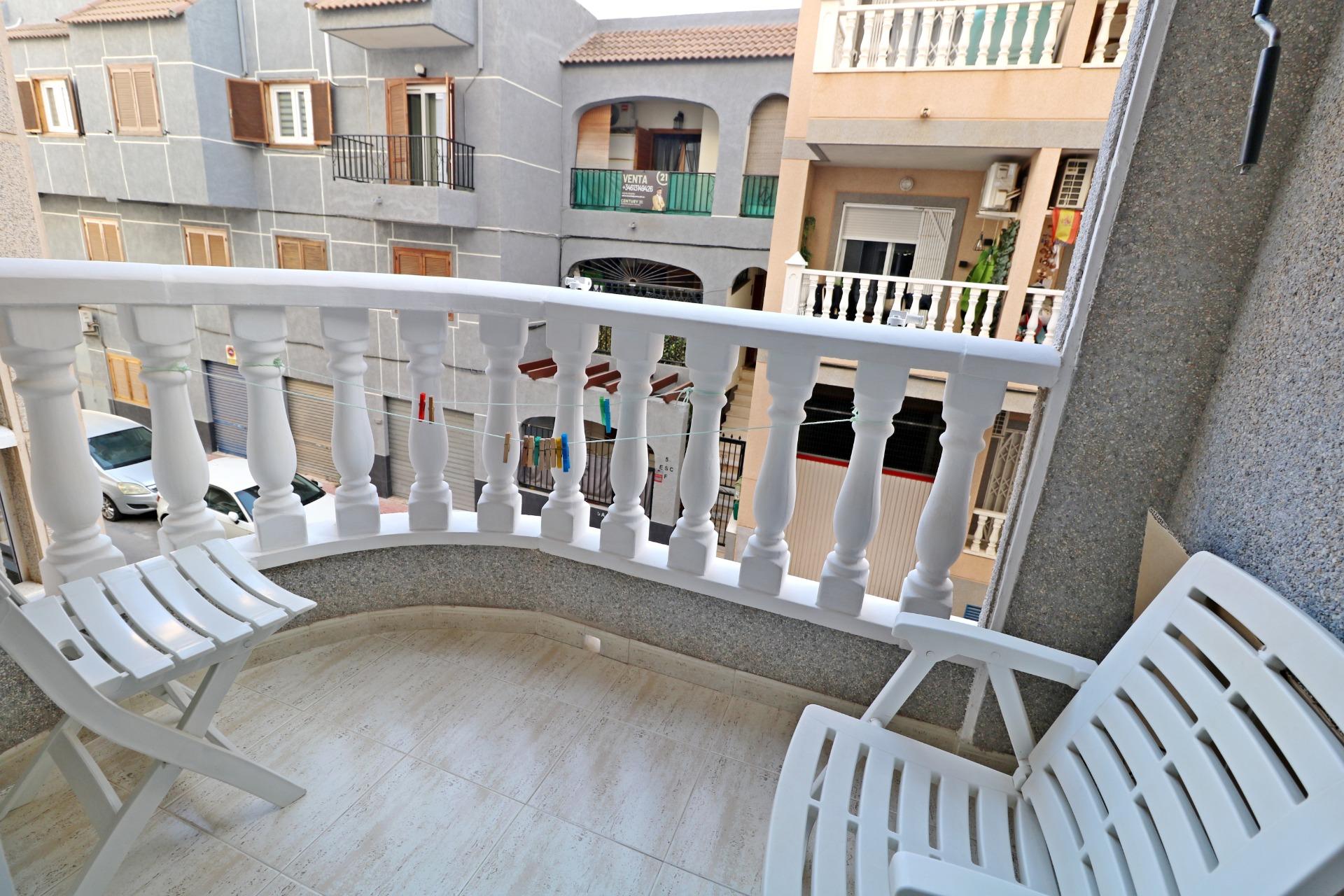 For sale - 2 Bedroom 1 Bathroom Apartment in Torrevieja - Acequion  - Alicante