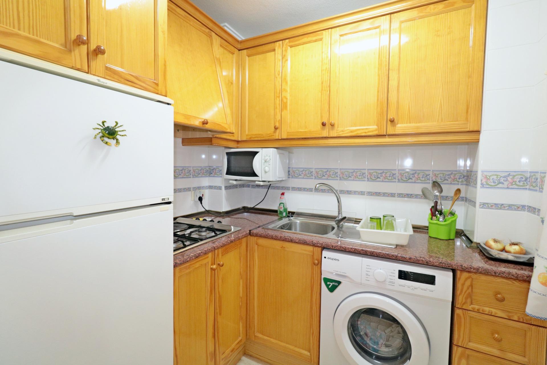 For sale - 2 Bedroom 1 Bathroom Apartment in Torrevieja - Acequion  - Alicante