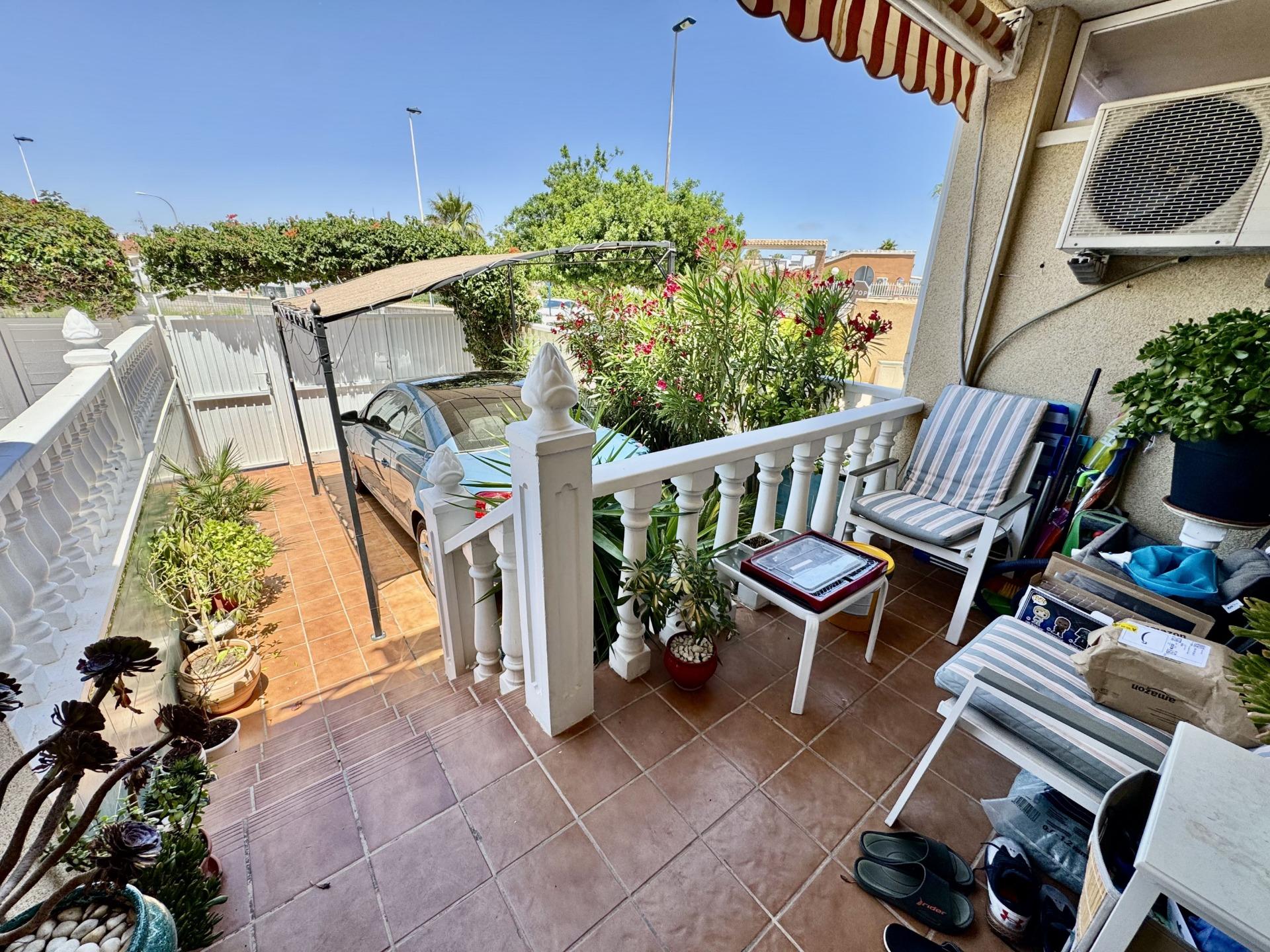 For sale - 2 Bedroom 1 Bathroom Town House in Torrevieja - La Siesta - El Salado - Torreta  - Alicante