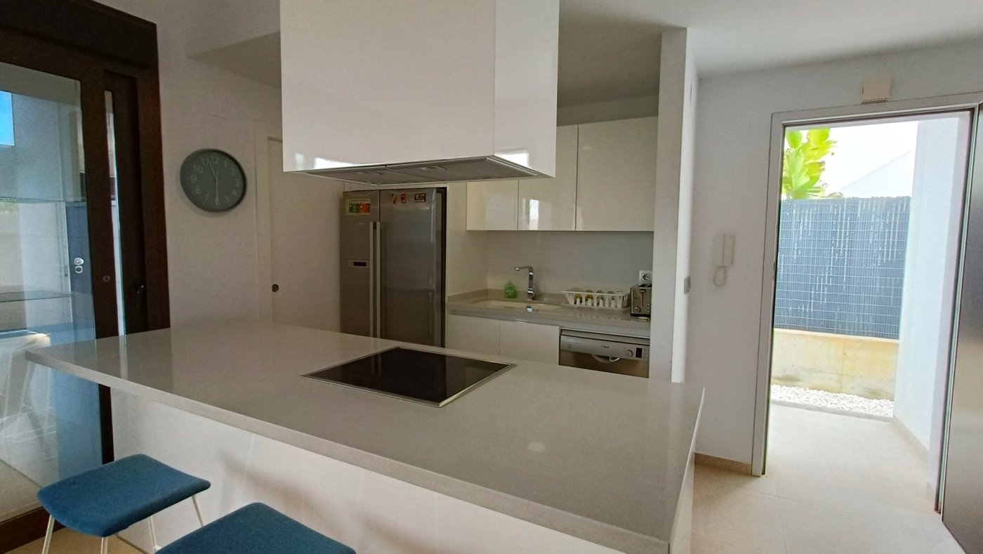 For sale - 3 Bedroom 2 Bathroom Villa in Vistabella Golf Entre Naranjos - Inland  - Alicante