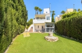 27-48-448-11-899/80627, 3 Bedroom 3 Bathroom Villa in Villamartin