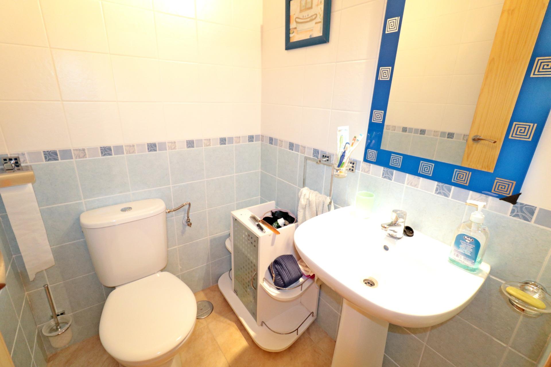 For sale - 2 Bedroom 1 Bathroom Apartment in Torrevieja - Acequion  - Alicante