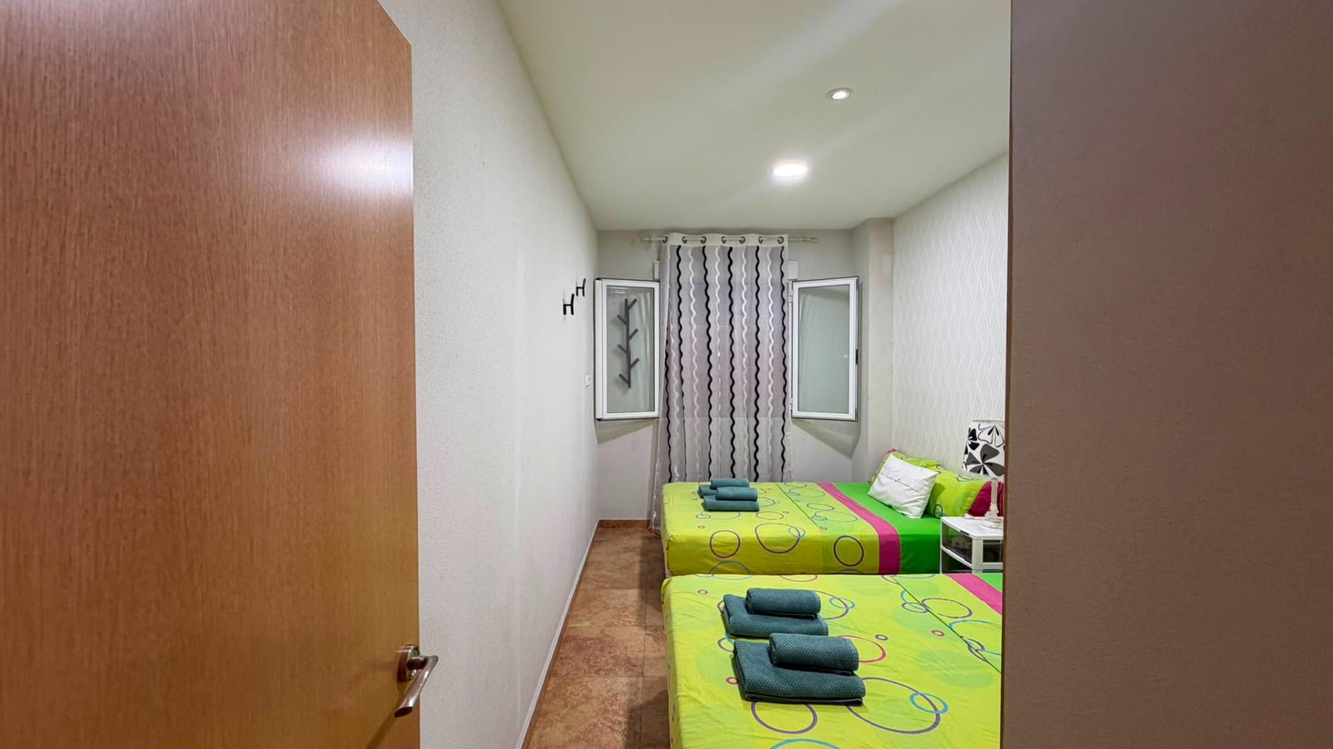 For sale - 3 Bedroom 1 Bathroom Apartment in Torrevieja - Acequion  - Alicante