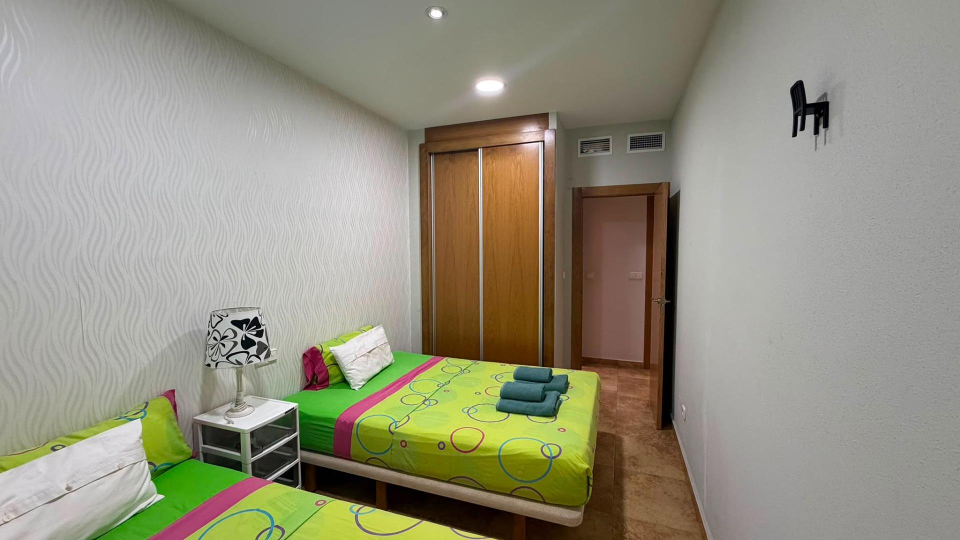 For sale - 3 Bedroom 1 Bathroom Apartment in Torrevieja - Acequion  - Alicante