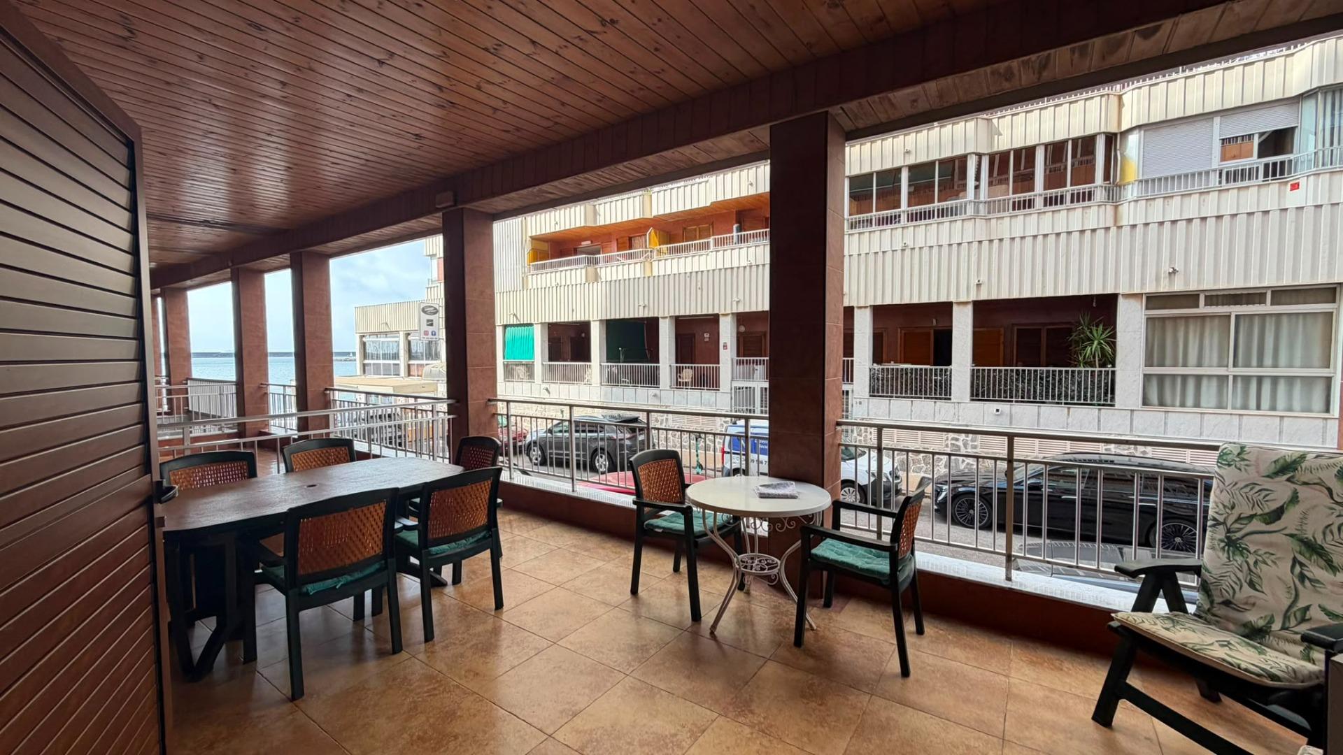 For sale - 3 Bedroom 1 Bathroom Apartment in Torrevieja - Acequion  - Alicante
