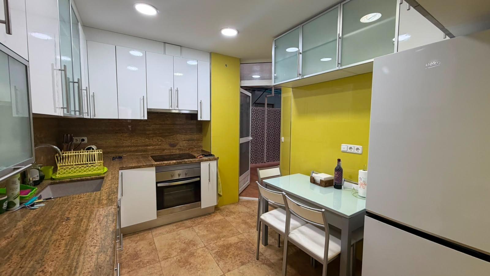 For sale - 3 Bedroom 1 Bathroom Apartment in Torrevieja - Acequion  - Alicante