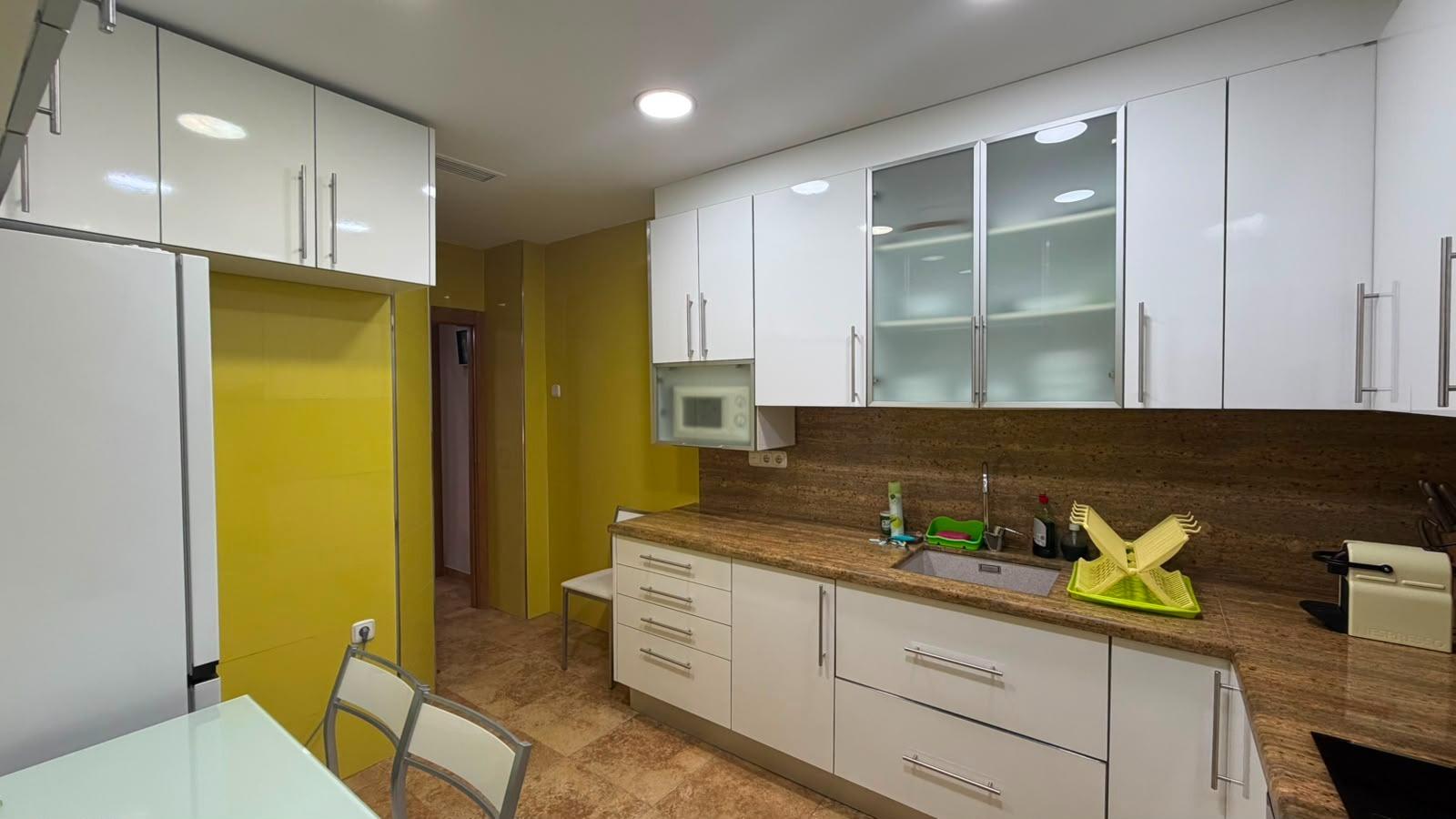 For sale - 3 Bedroom 1 Bathroom Apartment in Torrevieja - Acequion  - Alicante