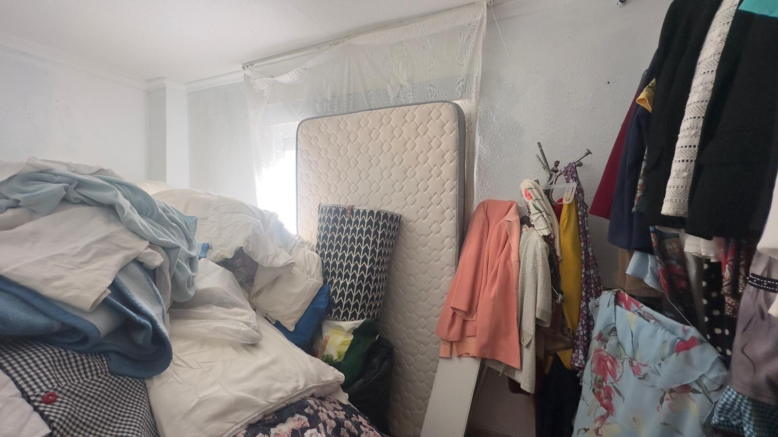 For sale - 2 Bedroom 1 Bathroom Penthouse in Torrevieja - Estacion De Autobuses  - Alicante