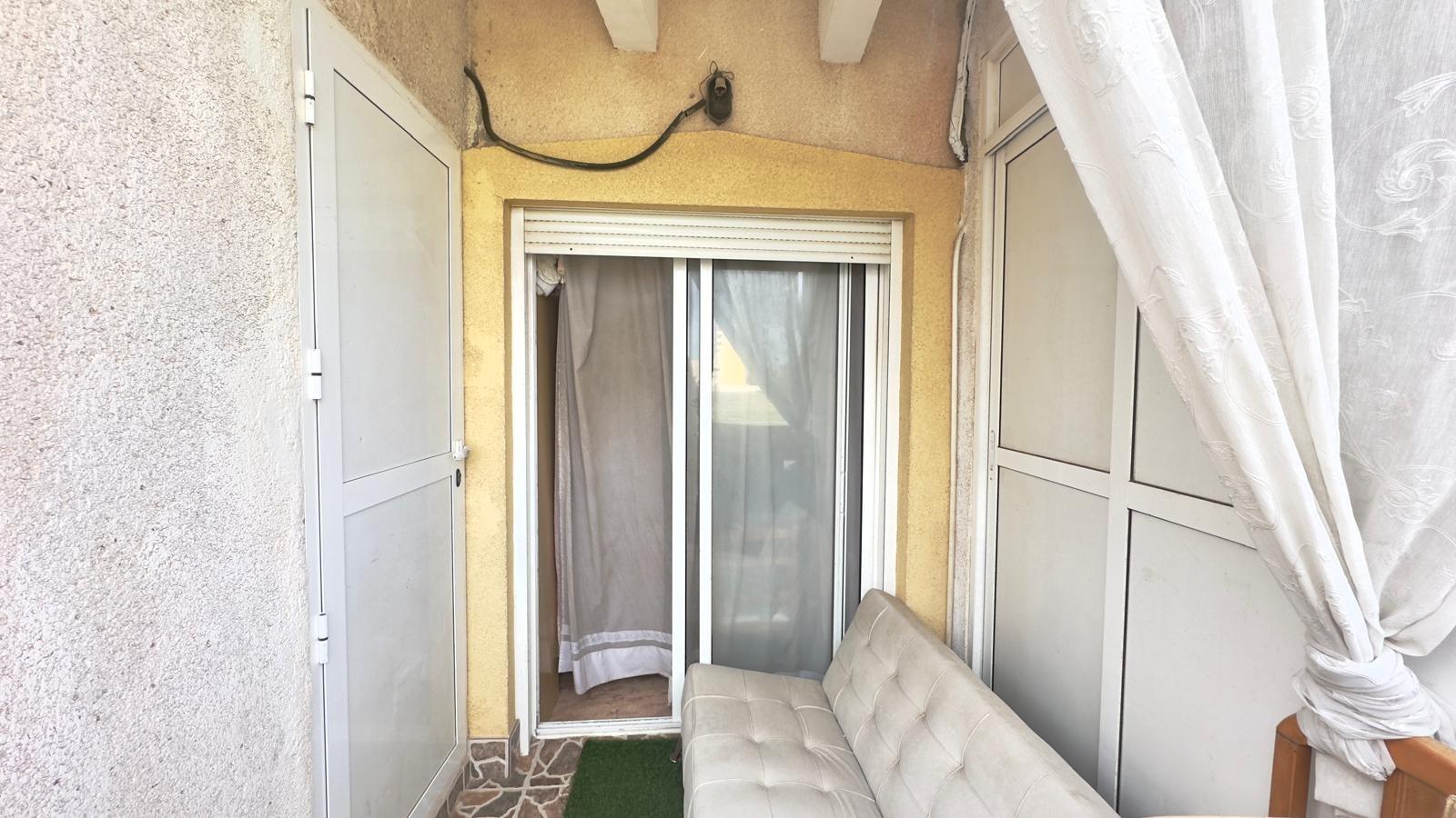 For sale - 2 Bedroom 1 Bathroom Penthouse in Torrevieja - Estacion De Autobuses  - Alicante