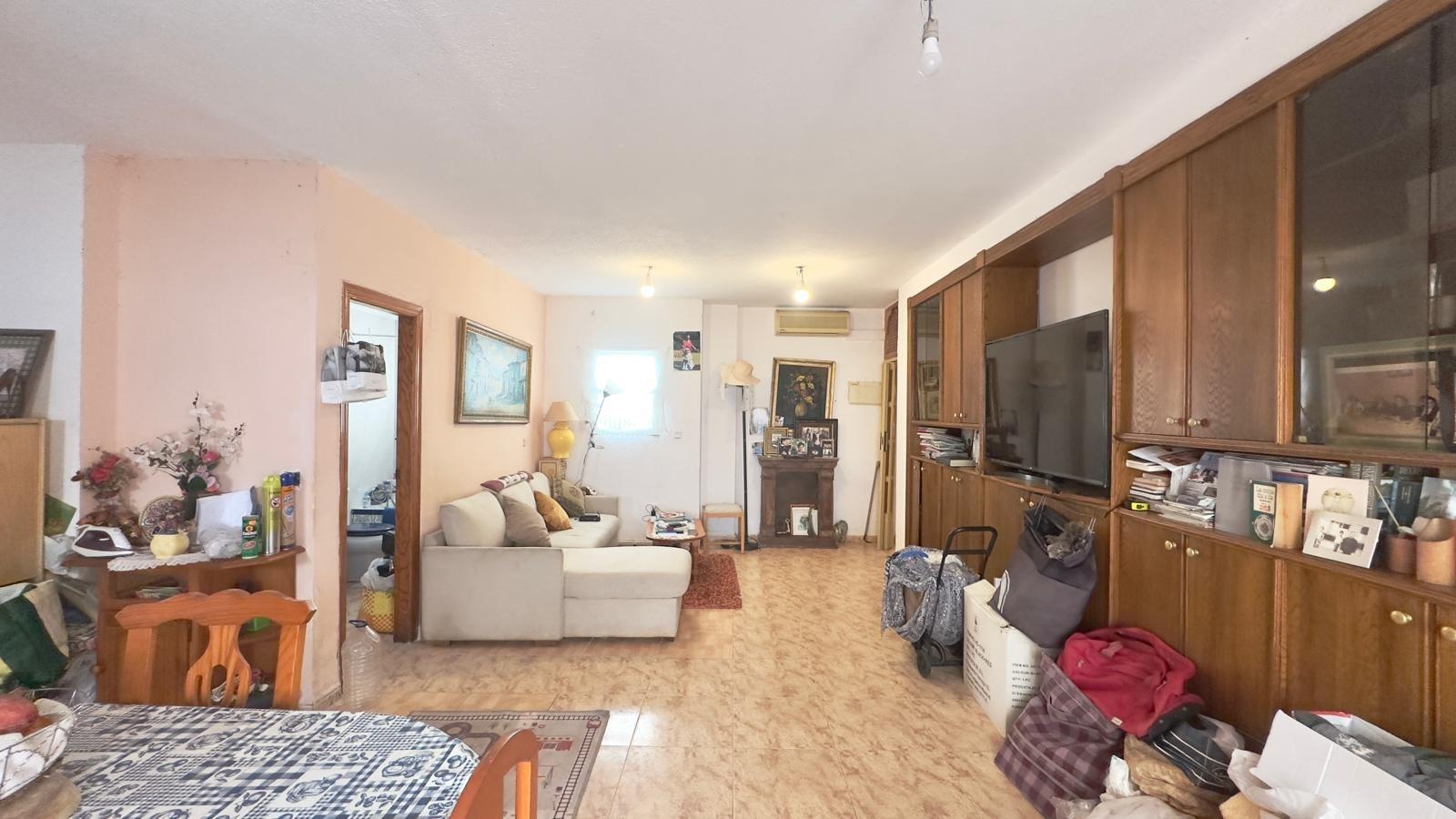 For sale - 2 Bedroom 1 Bathroom Penthouse in Torrevieja - Estacion De Autobuses  - Alicante