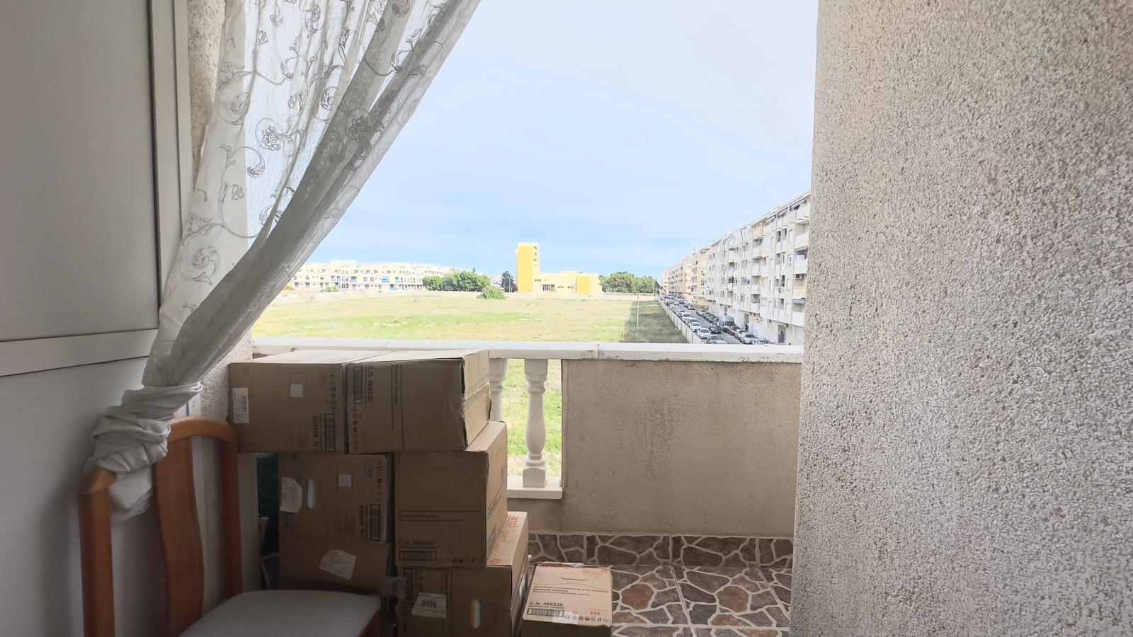 For sale - 2 Bedroom 1 Bathroom Penthouse in Torrevieja - Estacion De Autobuses  - Alicante