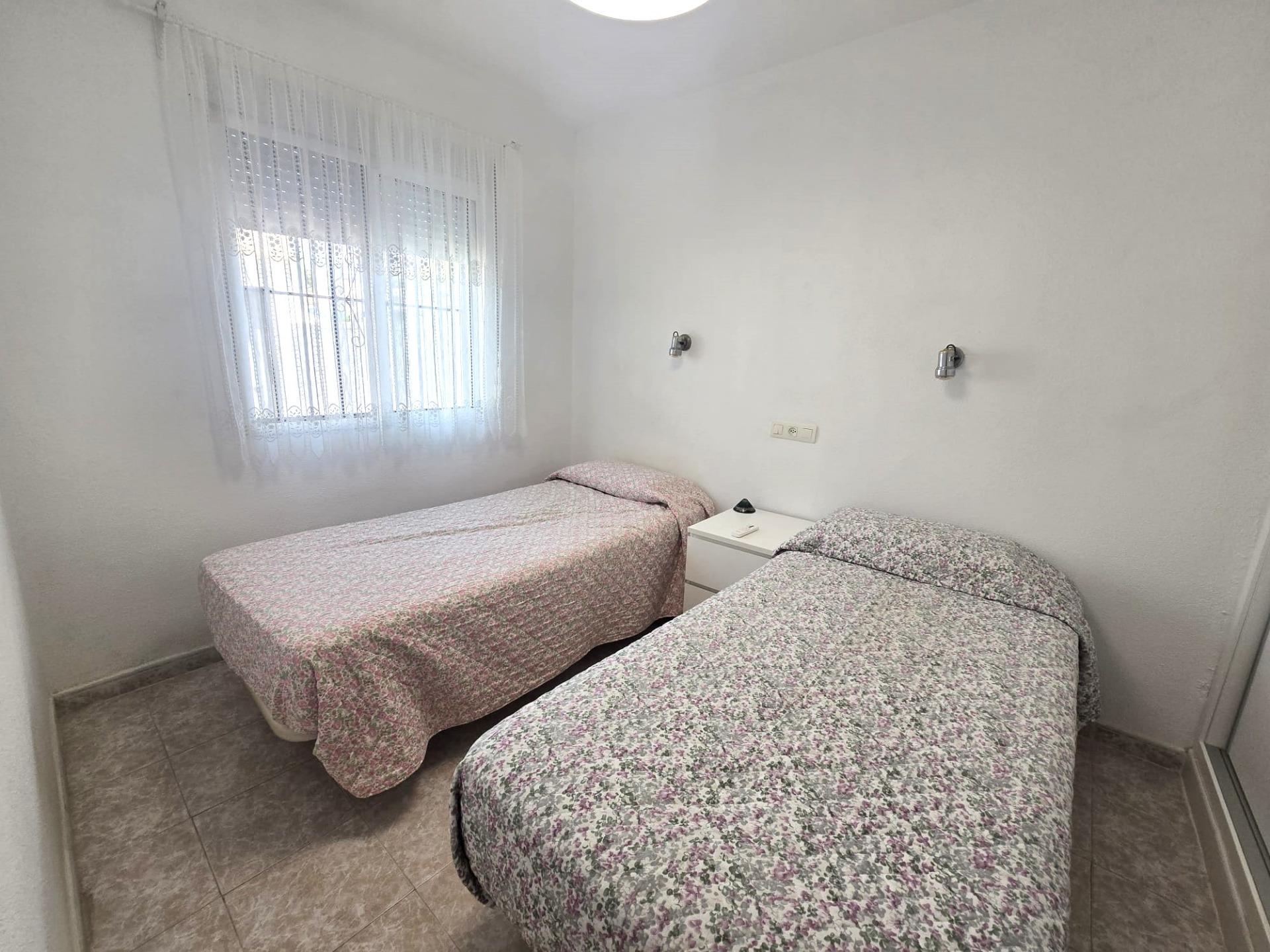 For sale - 3 Bedroom 1 Bathroom Town House in Torrevieja - Los Altos  - Alicante