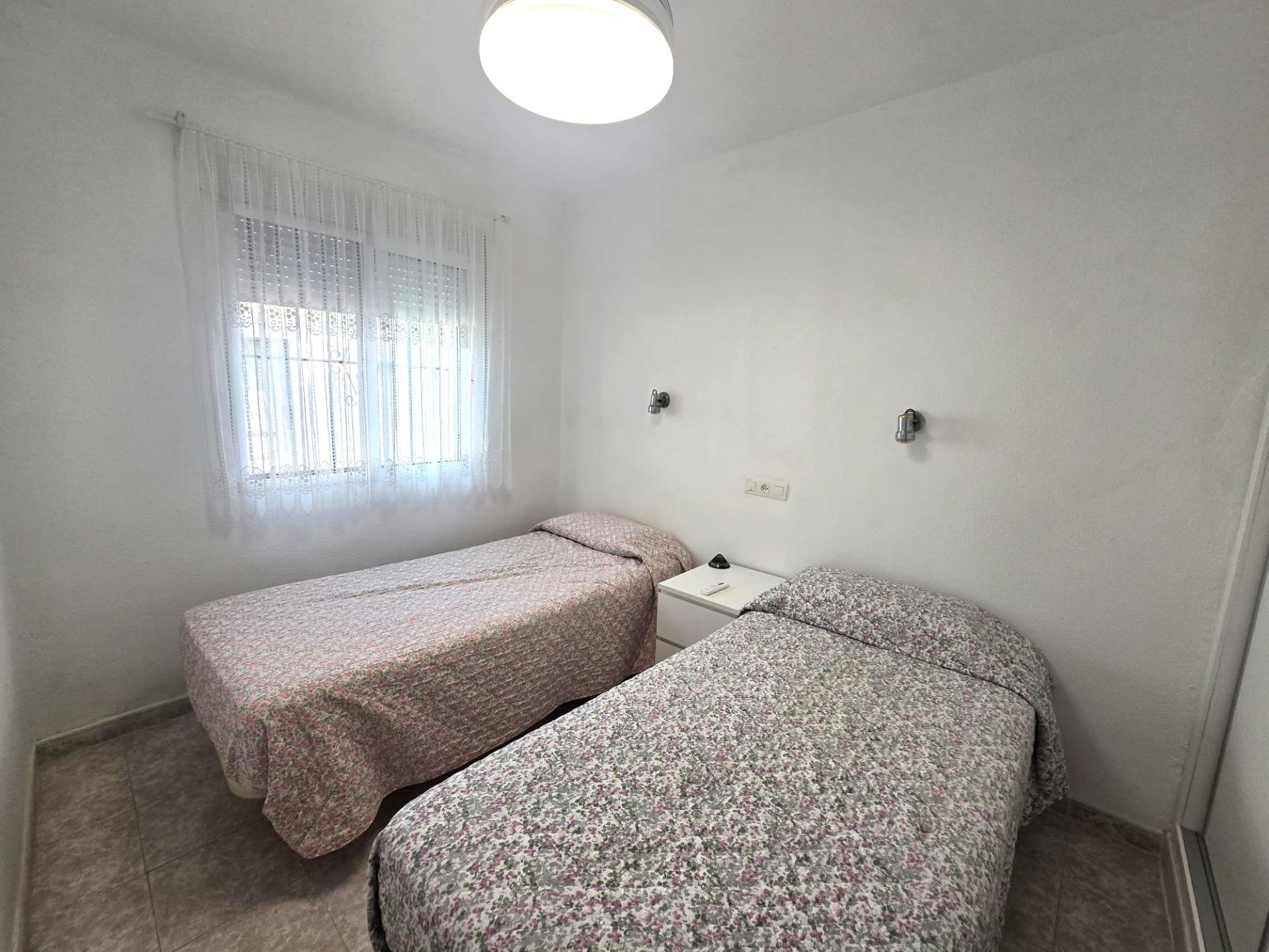 For sale - 3 Bedroom 1 Bathroom Town House in Torrevieja - Los Altos  - Alicante