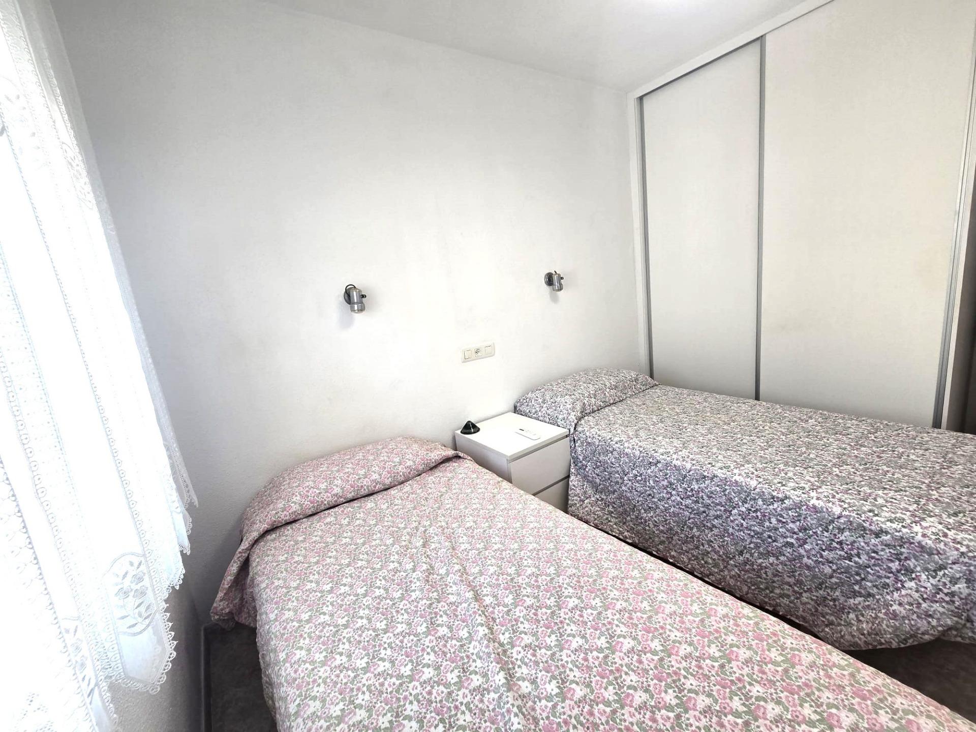 For sale - 3 Bedroom 1 Bathroom Town House in Torrevieja - Los Altos  - Alicante