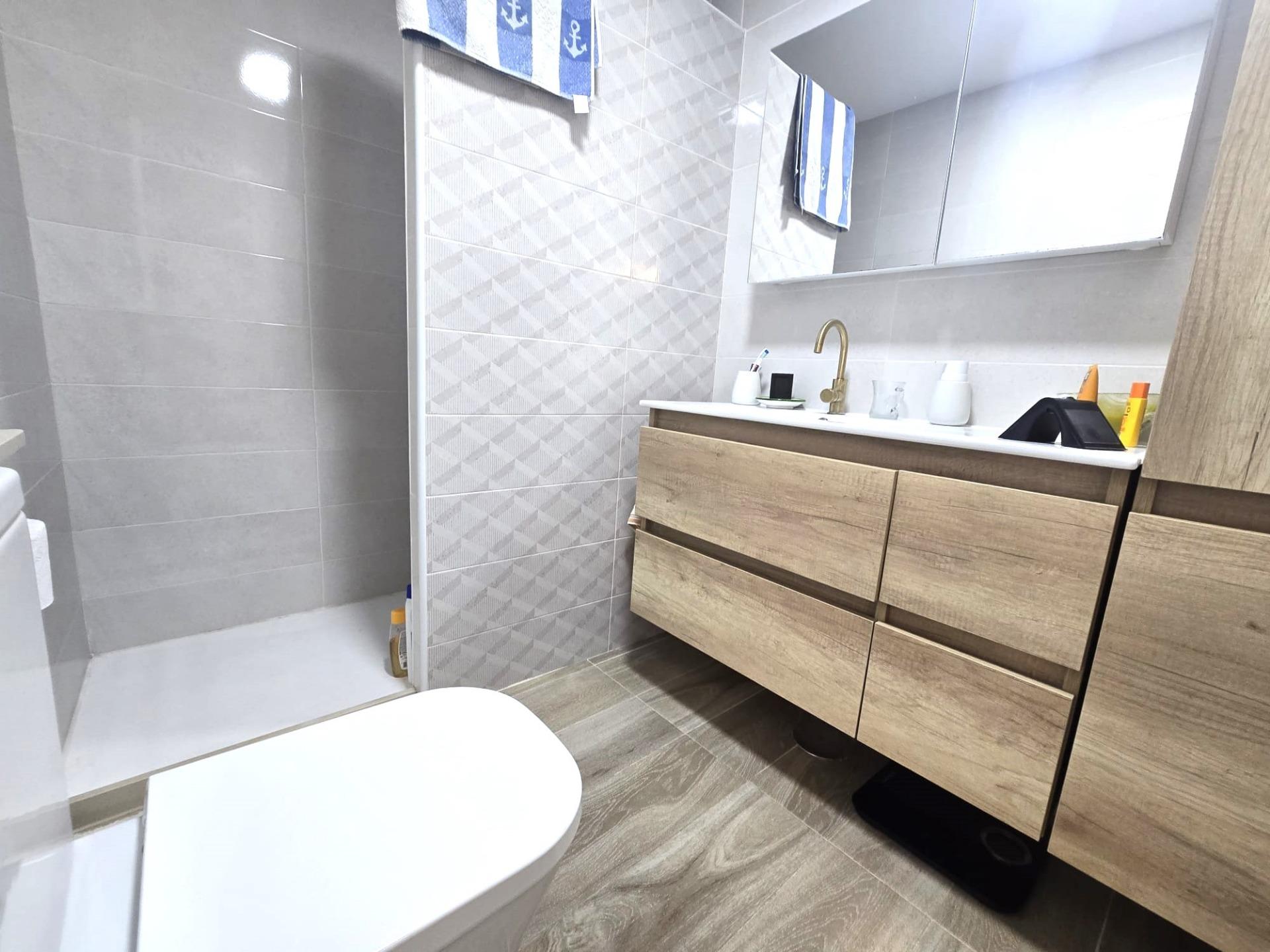 For sale - 3 Bedroom 1 Bathroom Town House in Torrevieja - Los Altos  - Alicante