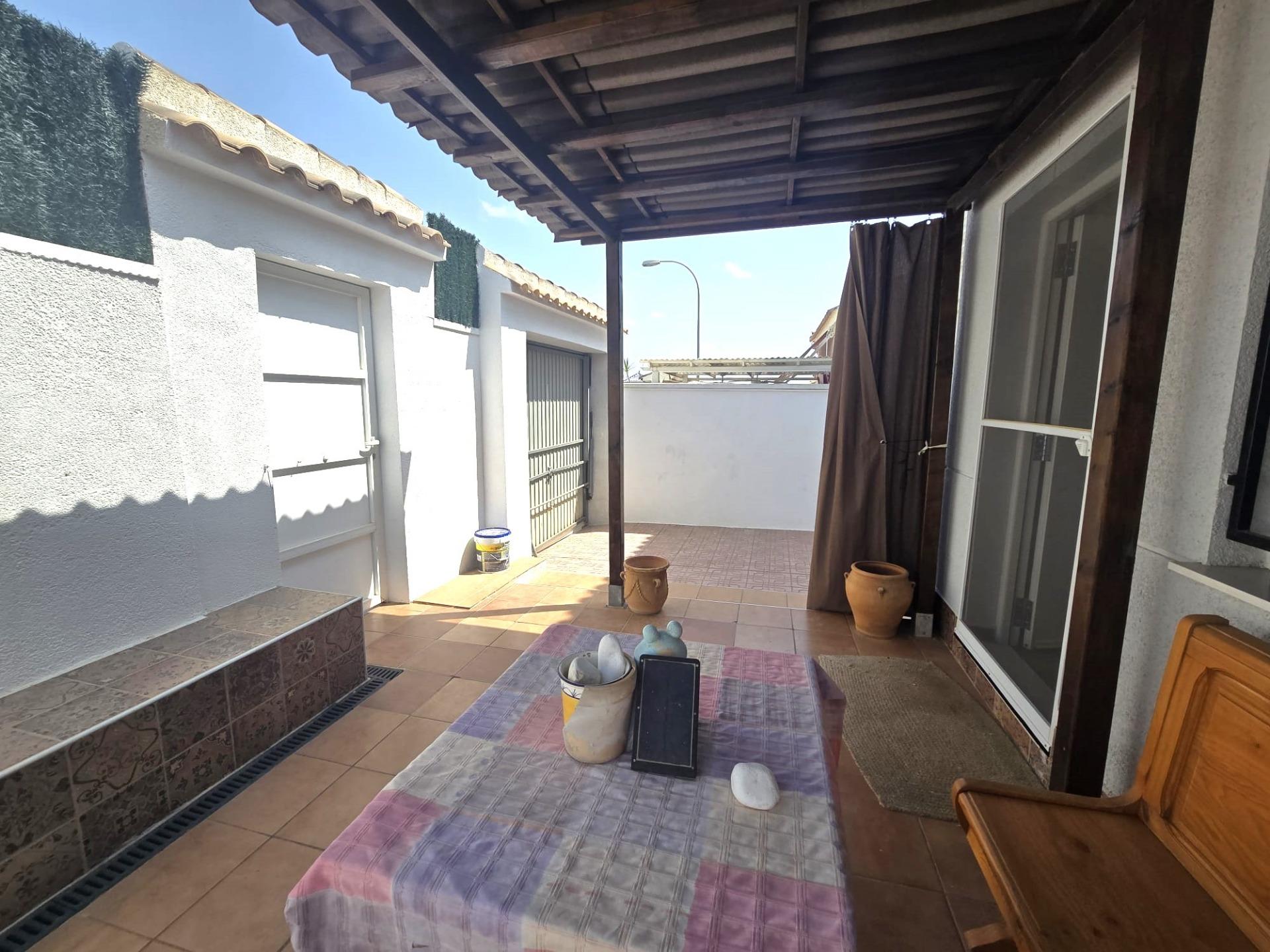 For sale - 3 Bedroom 1 Bathroom Town House in Torrevieja - Los Altos  - Alicante