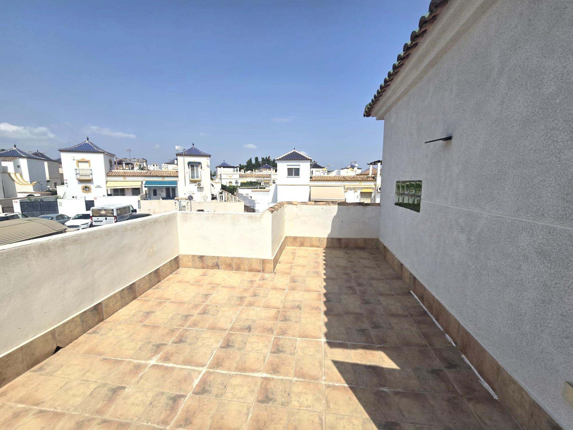 For sale - 3 Bedroom 1 Bathroom Town House in Torrevieja - Los Altos  - Alicante