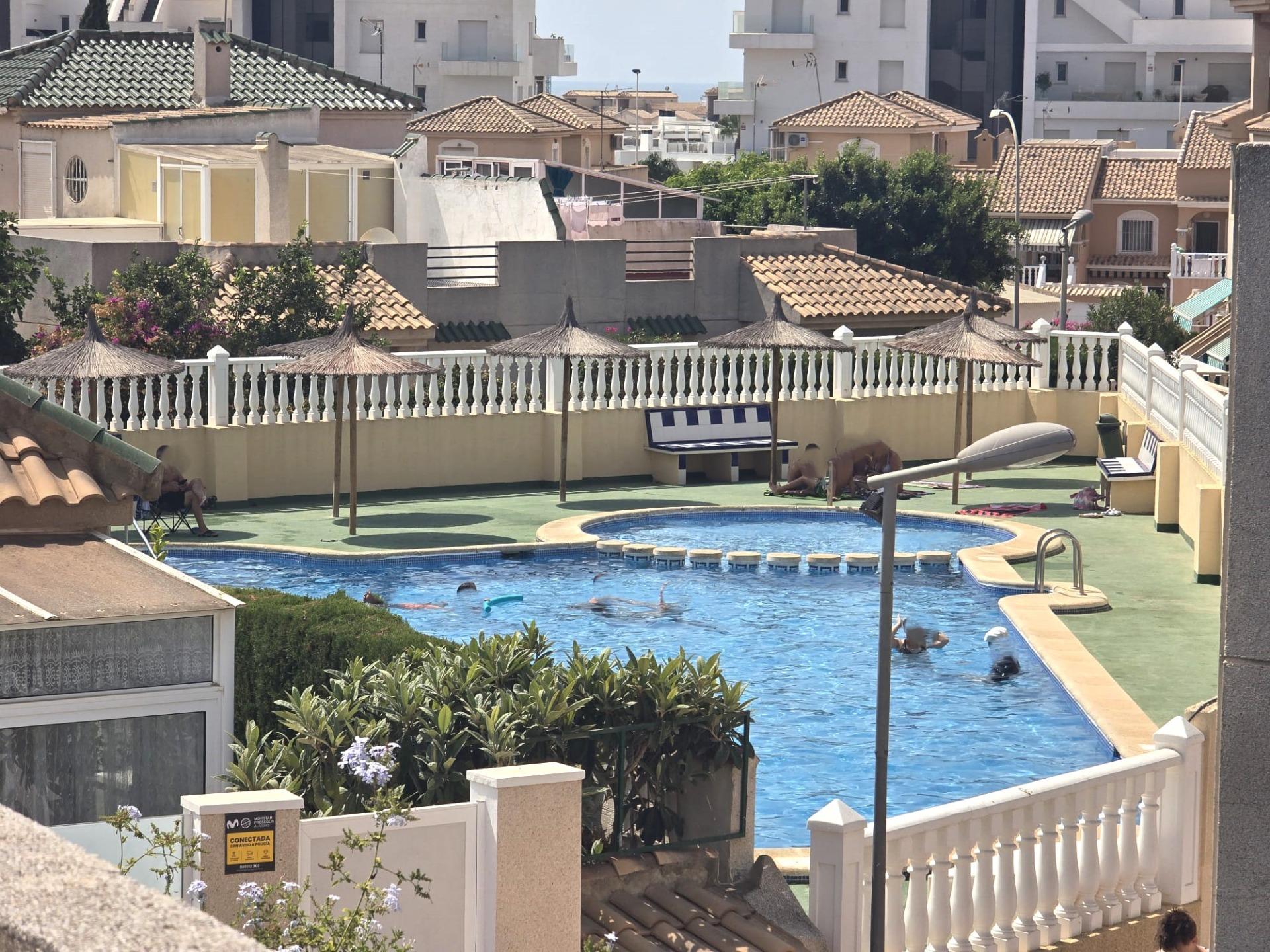 For sale - 3 Bedroom 1 Bathroom Town House in Torrevieja - Los Altos  - Alicante