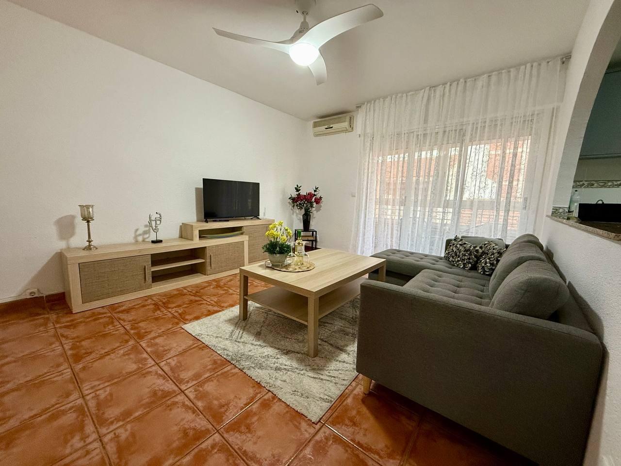 For sale - 2 Bedroom 2 Bathroom Apartment in Torrevieja - Playa Del Cura  - Alicante