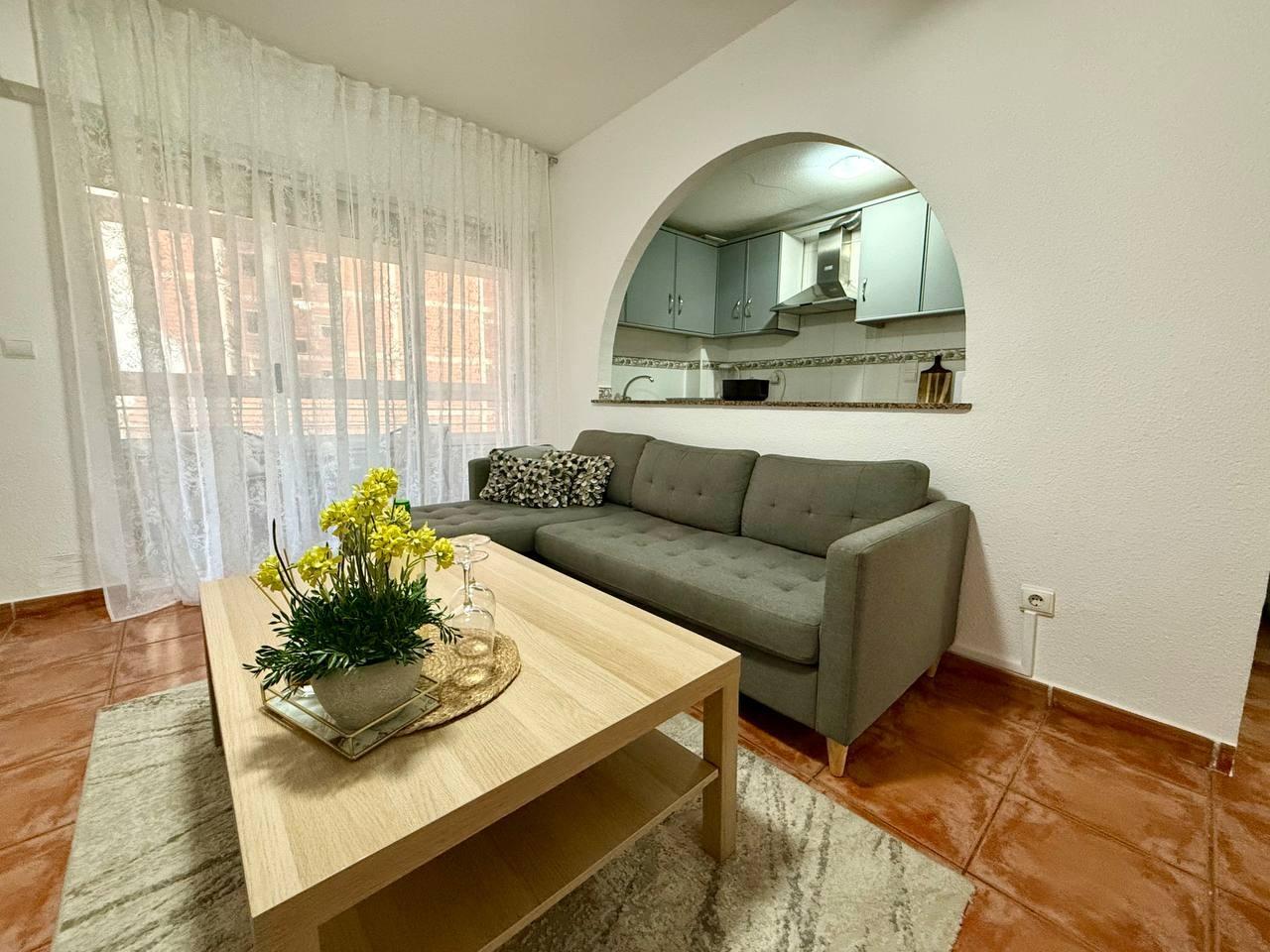 For sale - 2 Bedroom 2 Bathroom Apartment in Torrevieja - Playa Del Cura  - Alicante