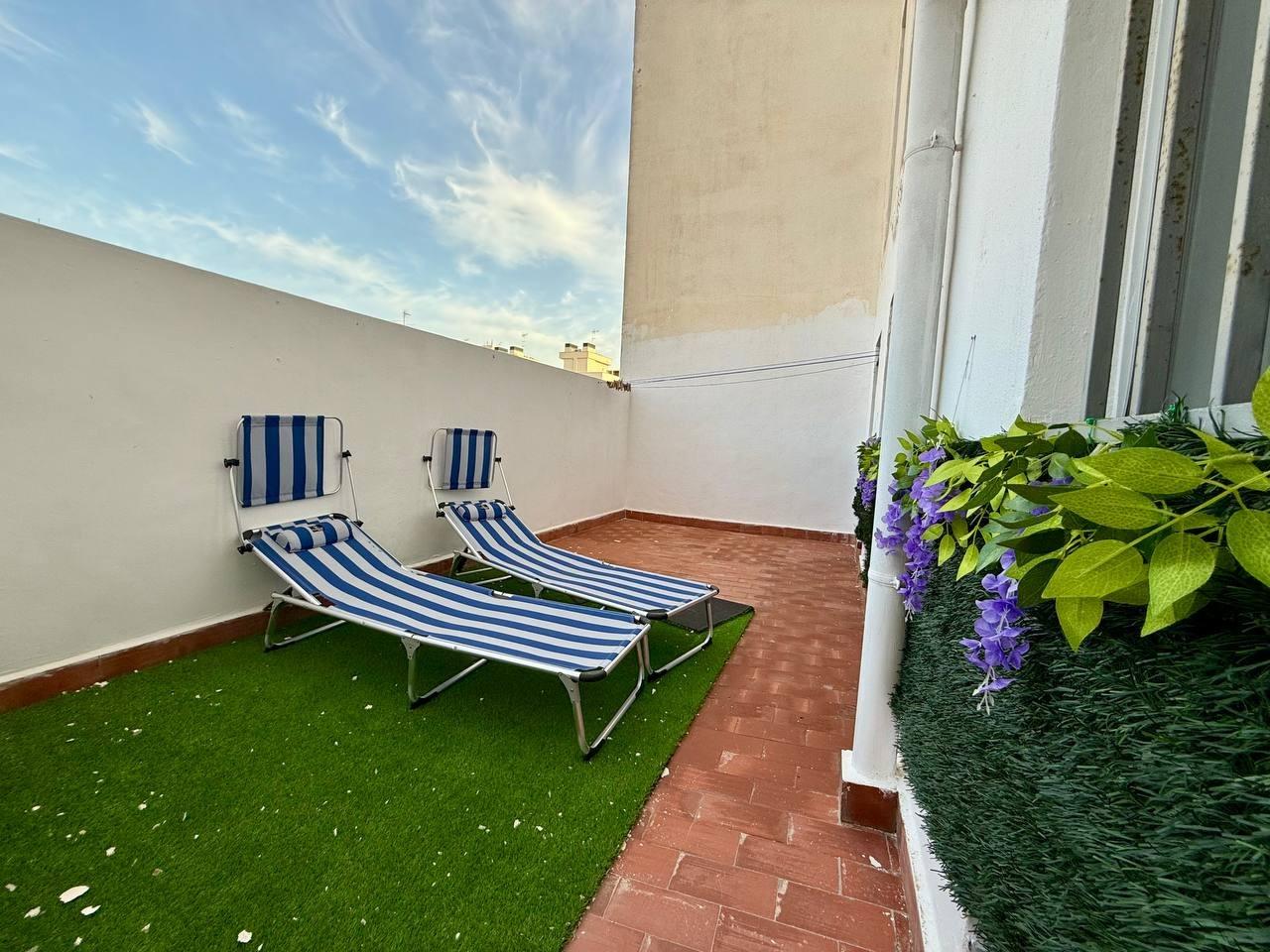 For sale - 2 Bedroom 2 Bathroom Apartment in Torrevieja - Playa Del Cura  - Alicante