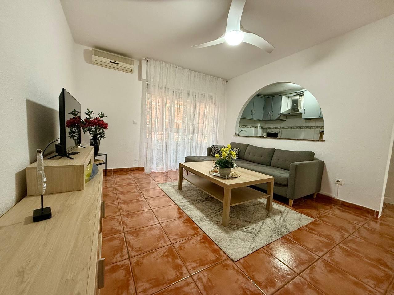 For sale - 2 Bedroom 2 Bathroom Apartment in Torrevieja - Playa Del Cura  - Alicante