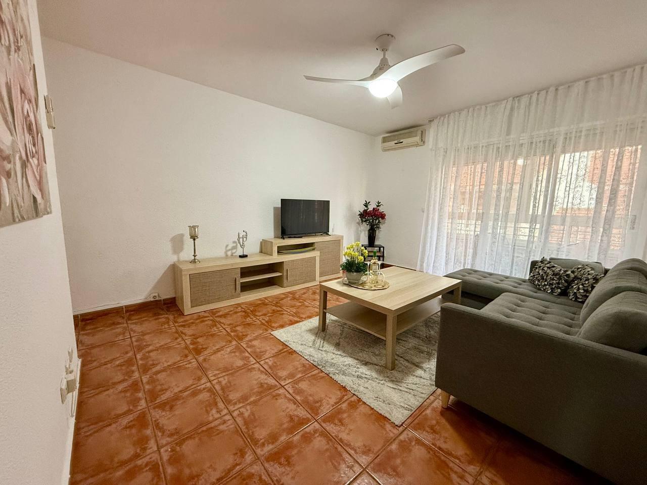 For sale - 2 Bedroom 2 Bathroom Apartment in Torrevieja - Playa Del Cura  - Alicante