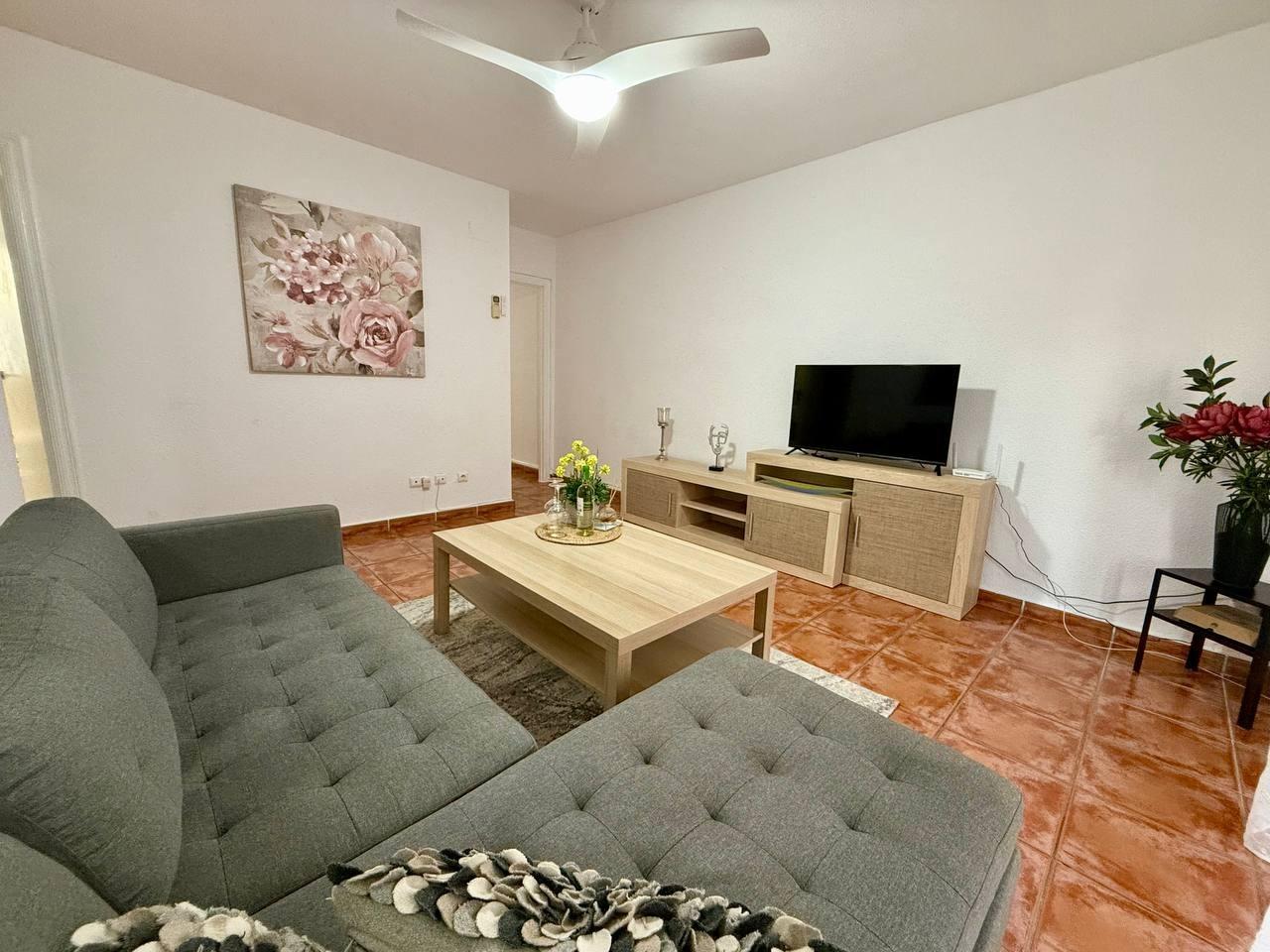 For sale - 2 Bedroom 2 Bathroom Apartment in Torrevieja - Playa Del Cura  - Alicante