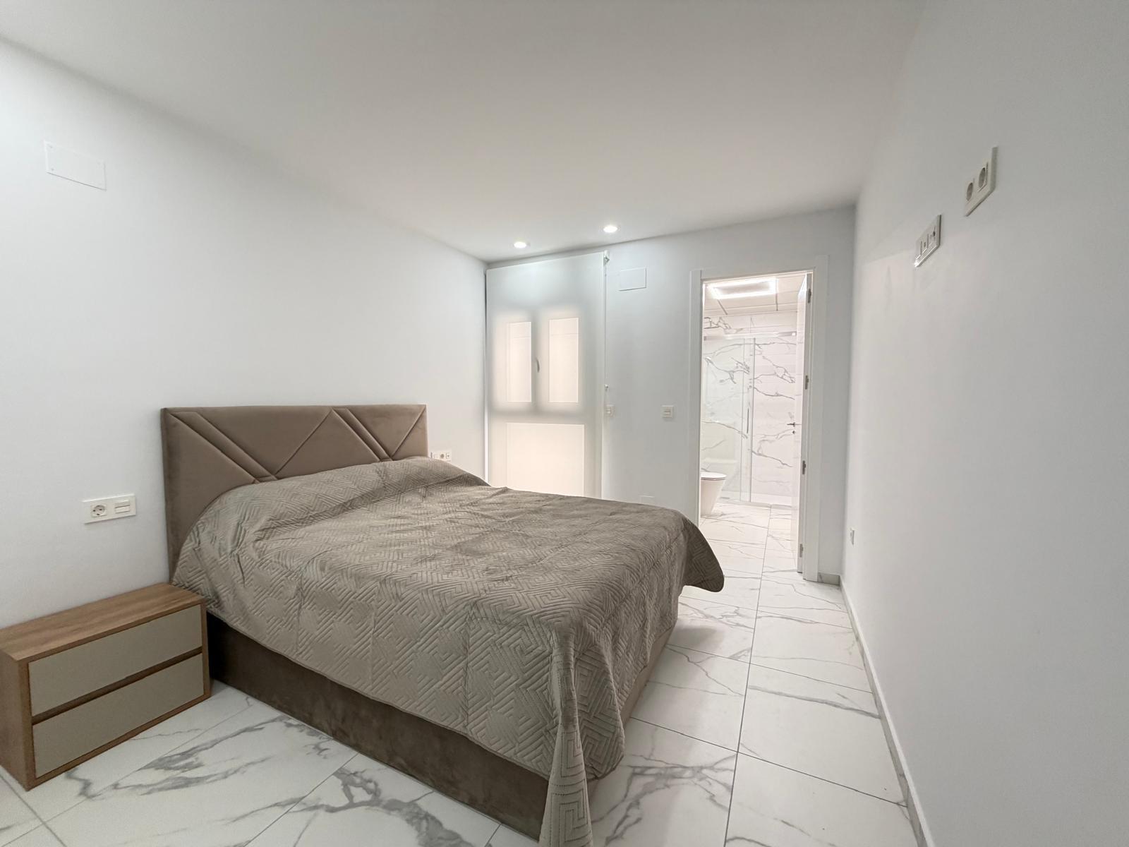 For sale - 2 Bedroom 2 Bathroom Apartment in Torrevieja - Estacion De Autobuses  - Alicante